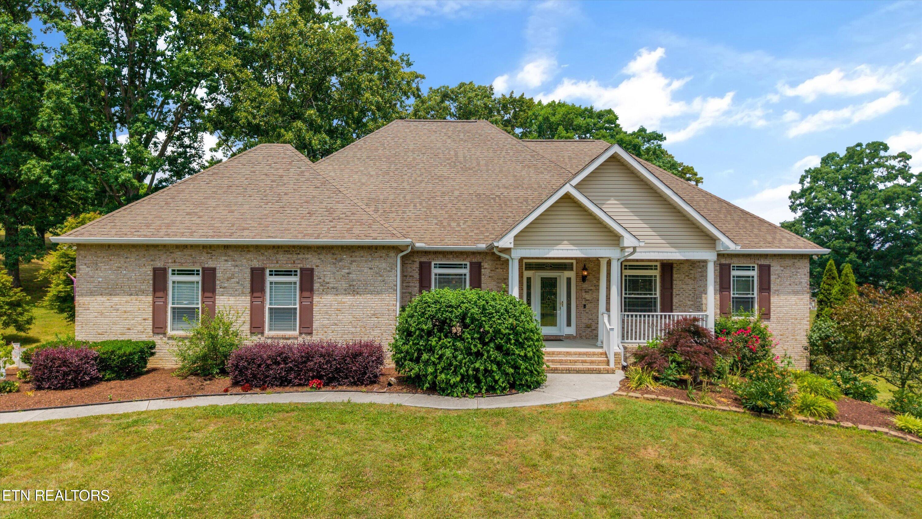 1697 Davis Ferry Rd — photo