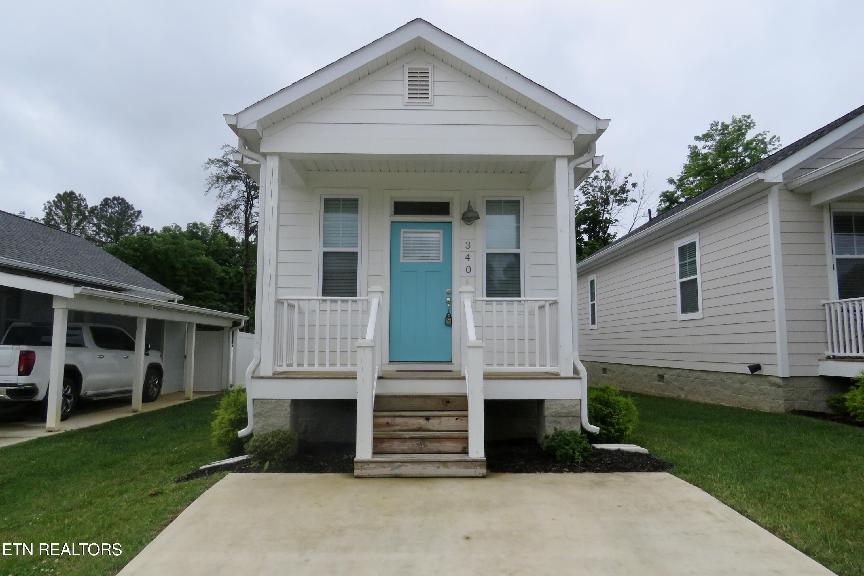 340 Hemlock Circle — photo