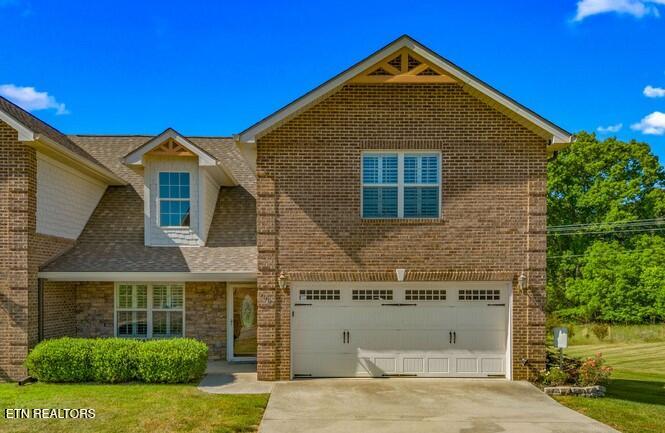 3007 Villas Creekside Drive — photo