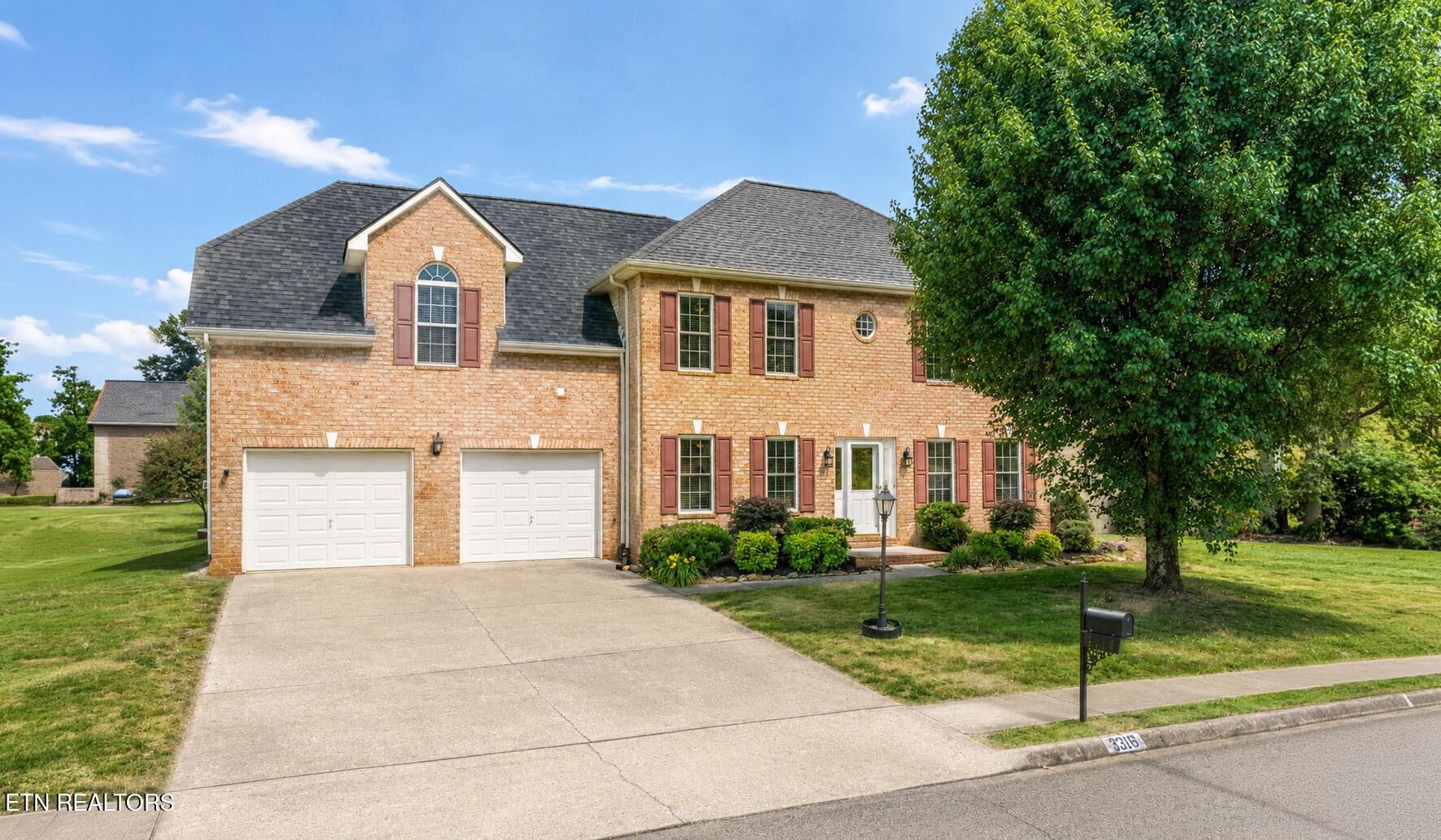3318 Spindletop Court — photo