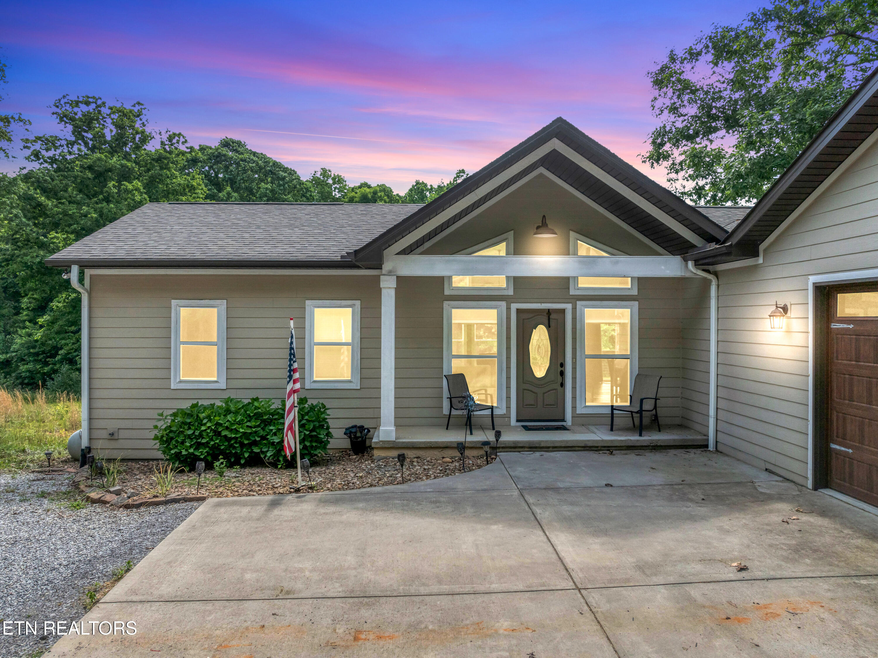 475 Short Bark Rd — photo