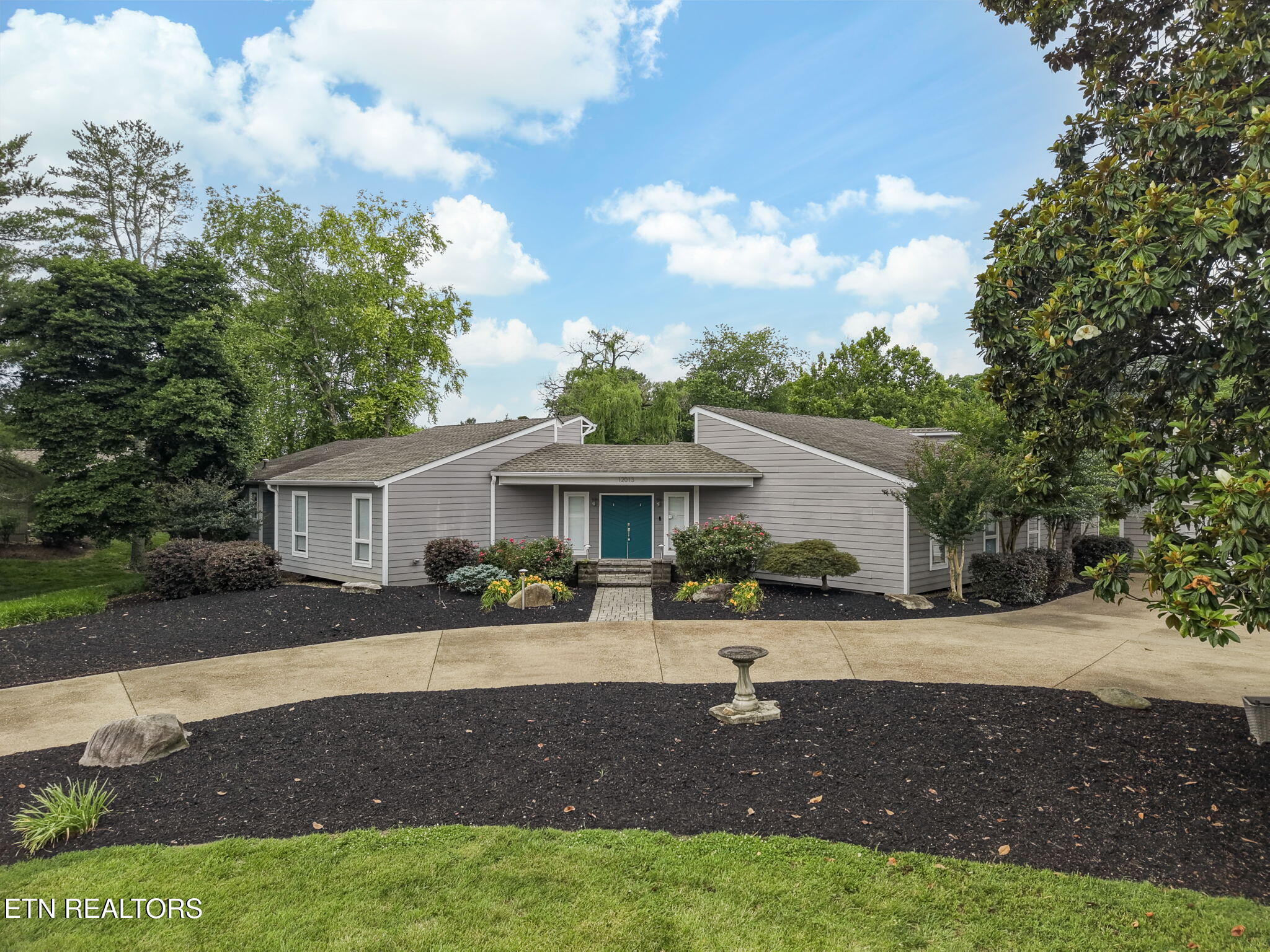 12013 N Fox Den Drive — photo