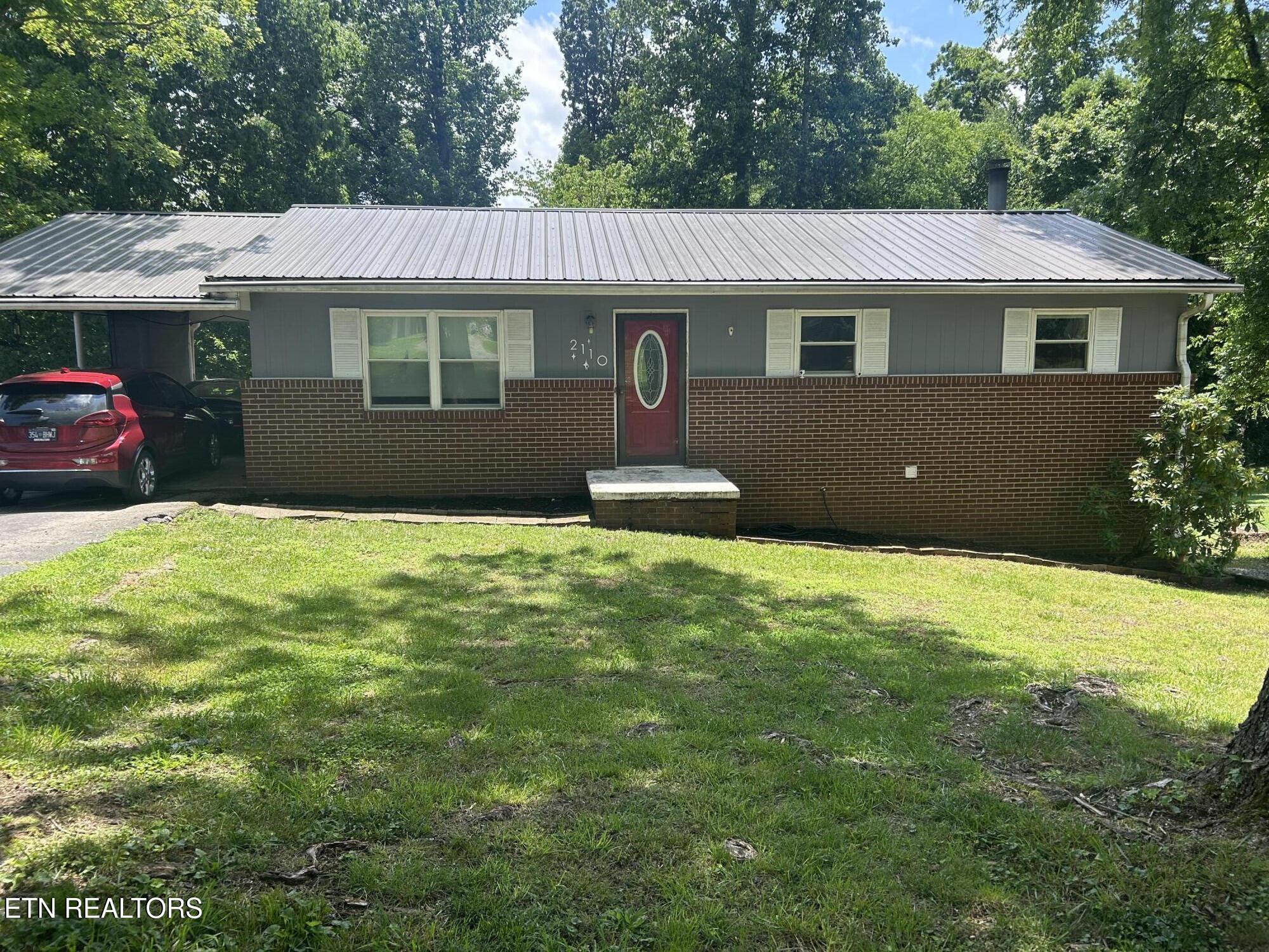 2110 Ridgecrest Drive — photo