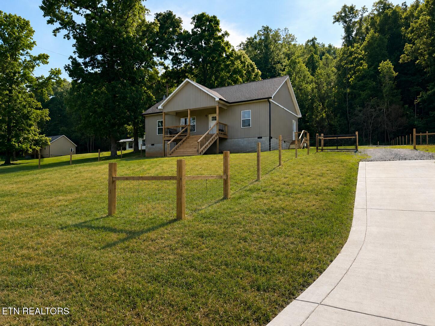 12274 N Nopone Valley Rd, Decatur, TN 37322