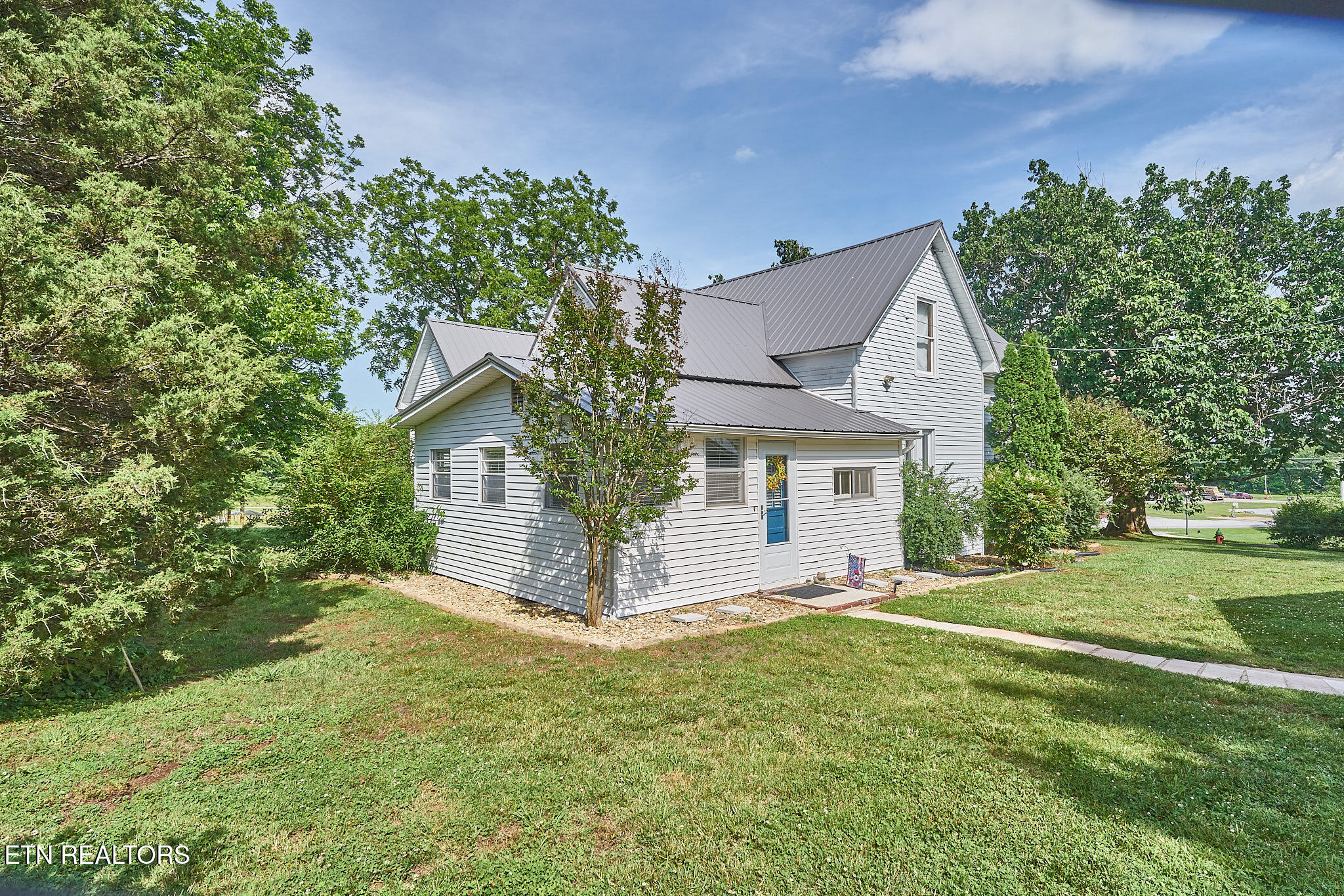 141 Pine St — photo
