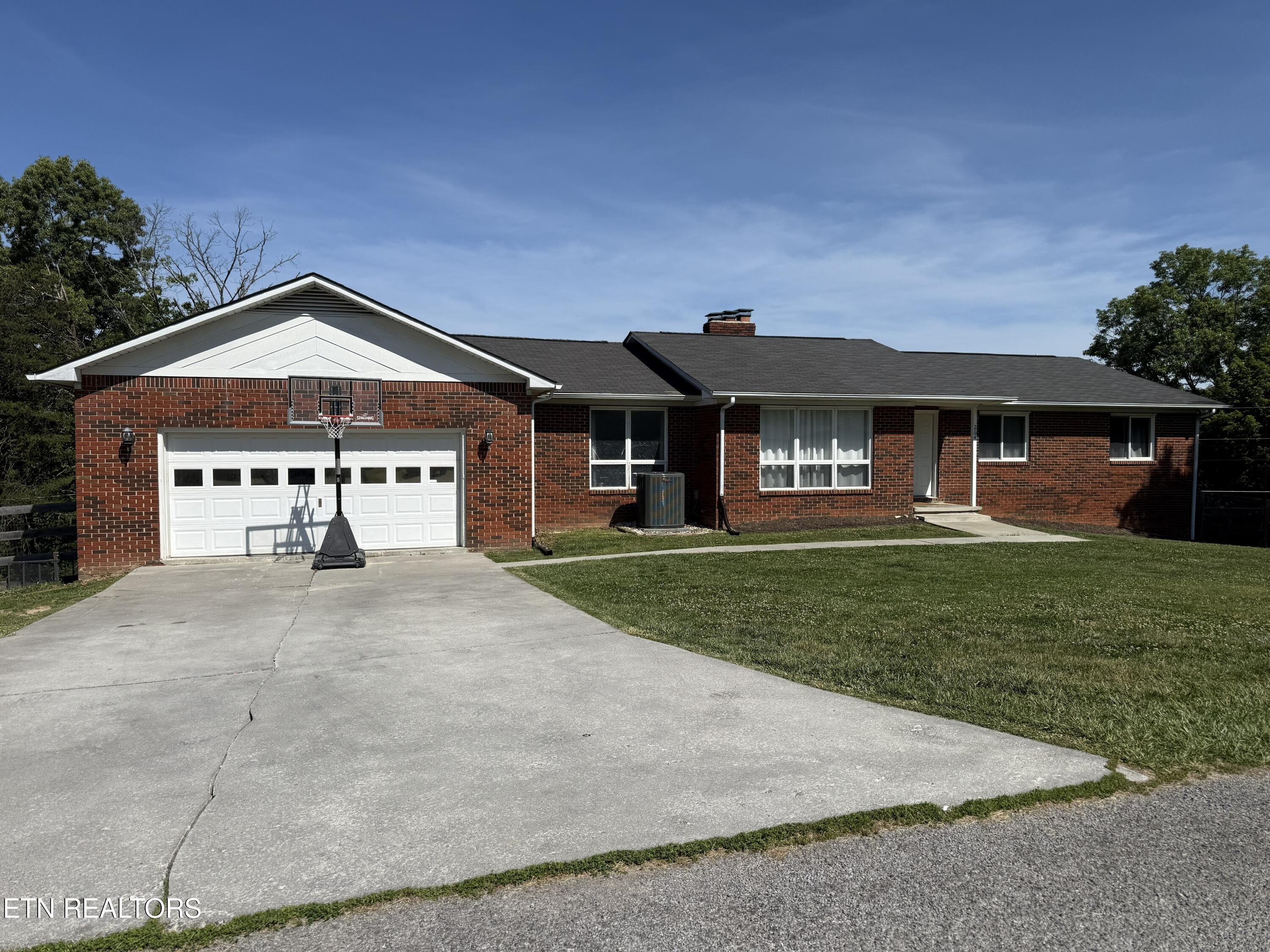 264 Norfolk Circle — photo