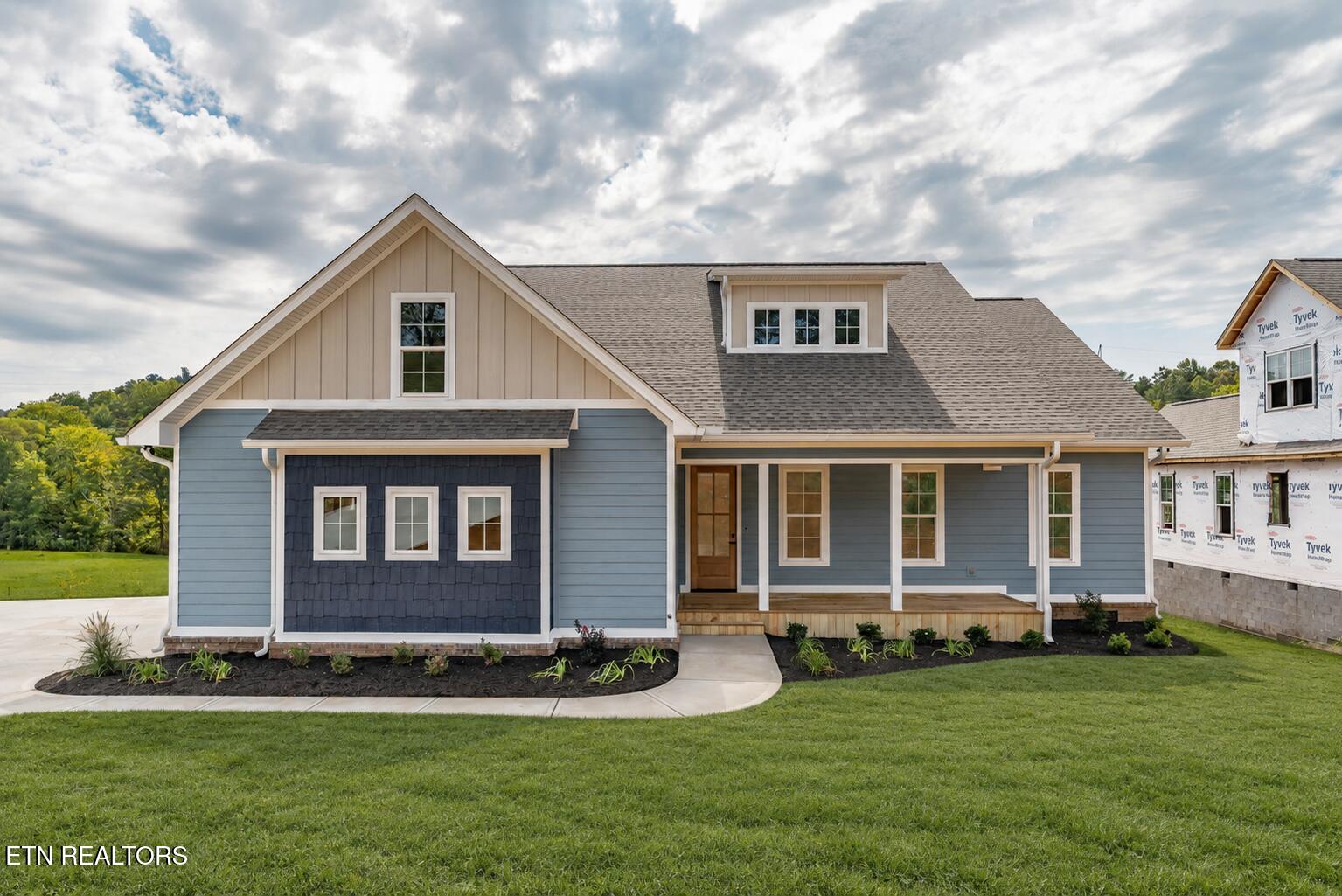 330 Roddy Branch Rd, Rockford, TN 37853 — photo 2