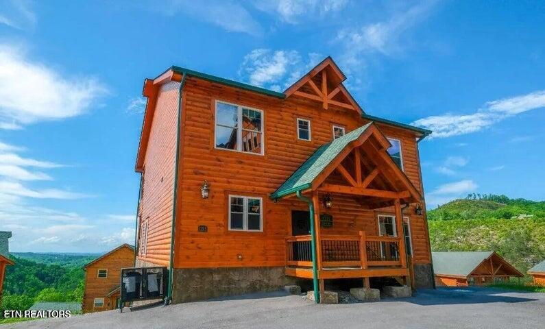 1215 Bird Nest Way — photo