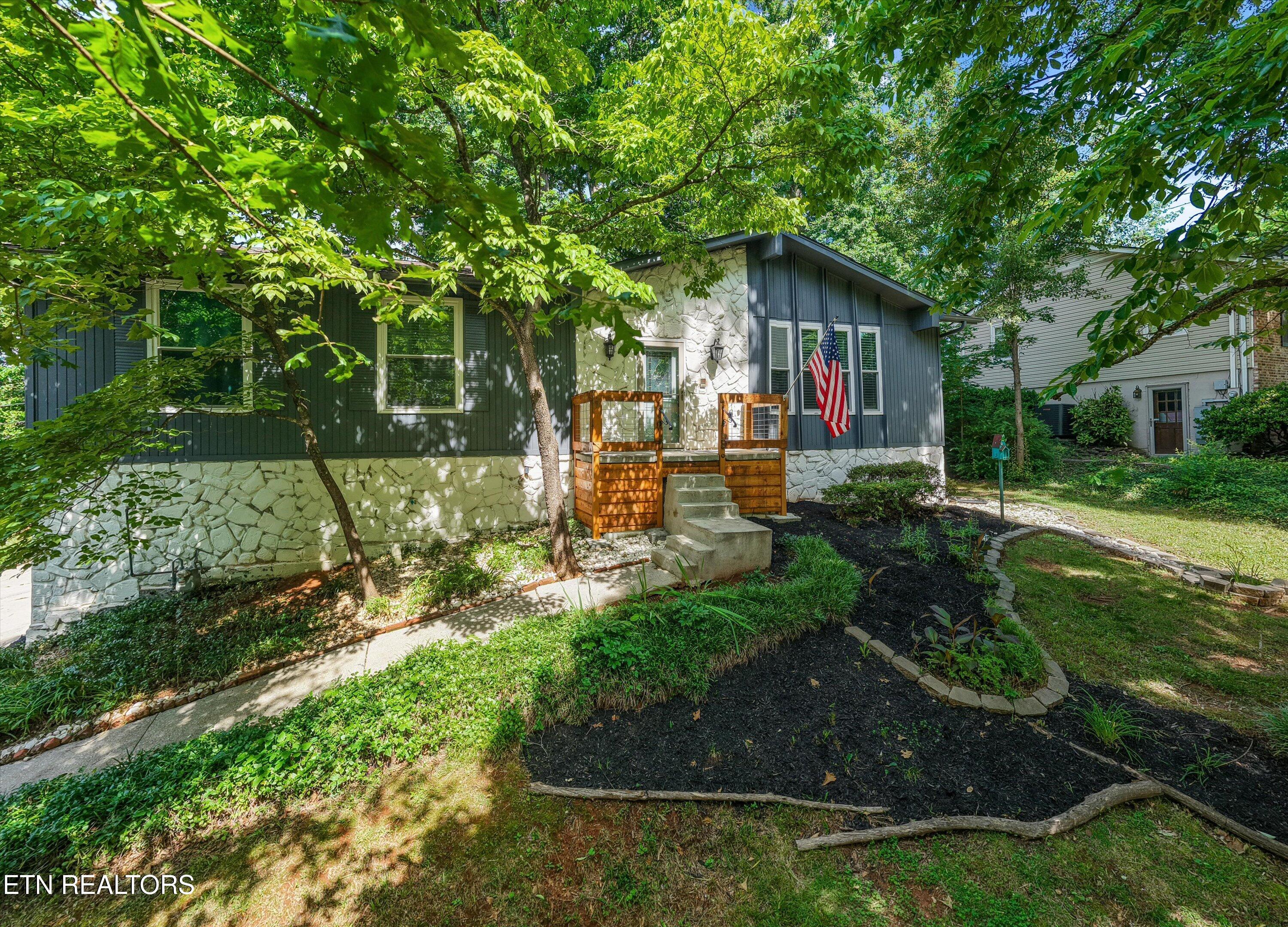 1117 Rain Tree Rd — photo