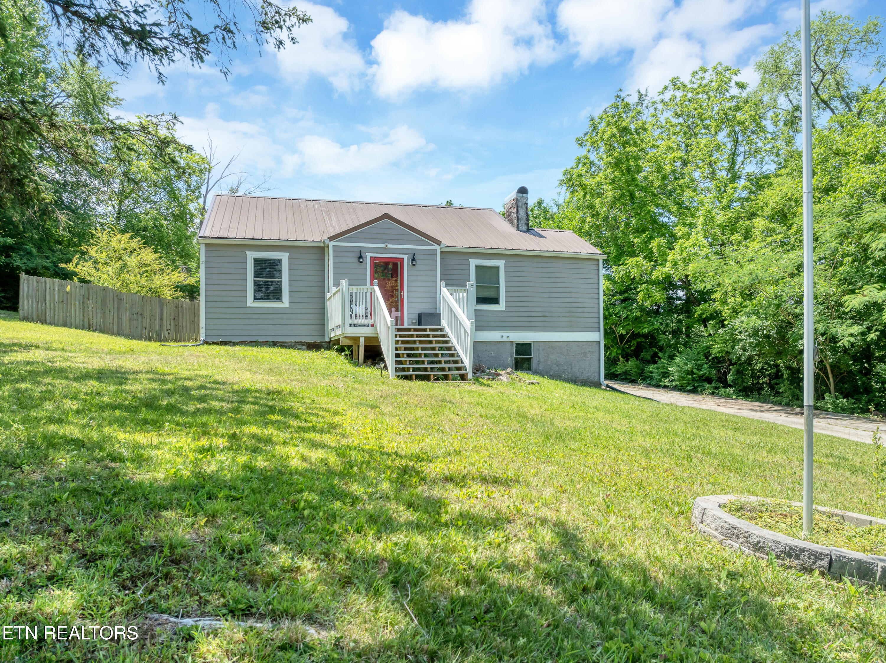 400 Slack Rd, Athens, TN 37303 — photo 2