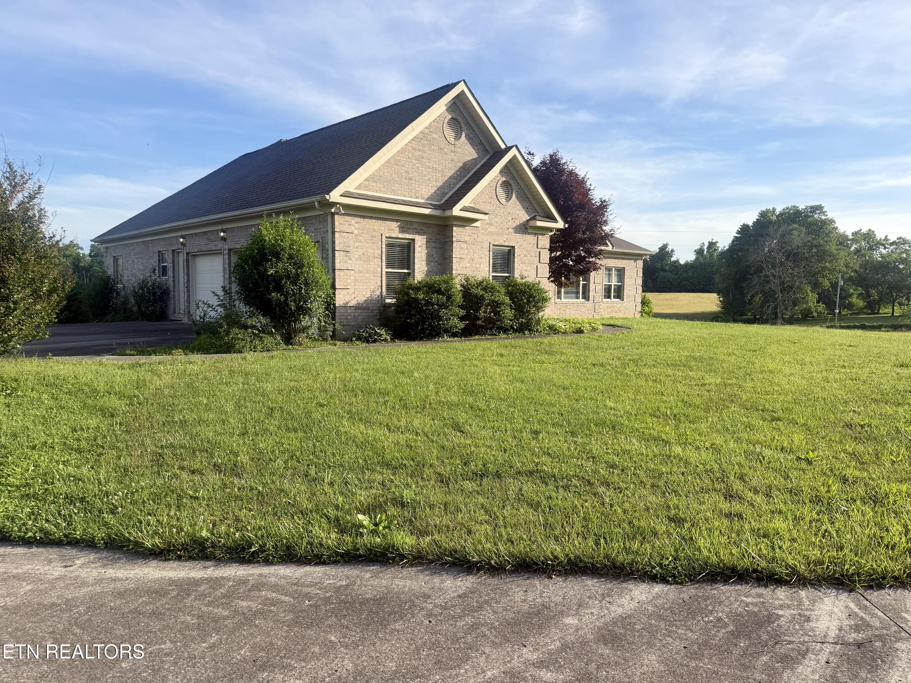 1770 Buffalo Rd, Oneida, TN 37841 — photo 3