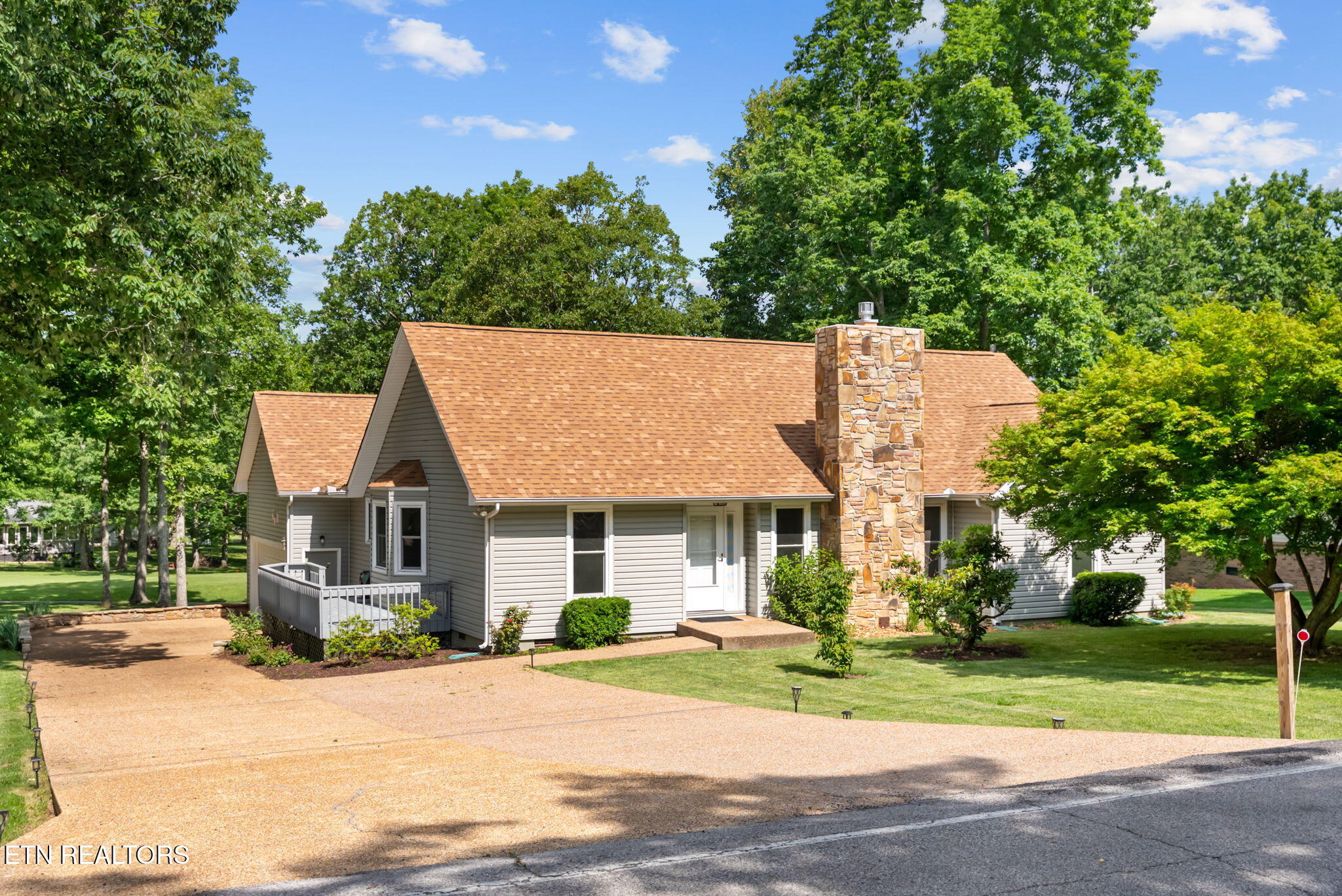 109 Fairway Drive — photo