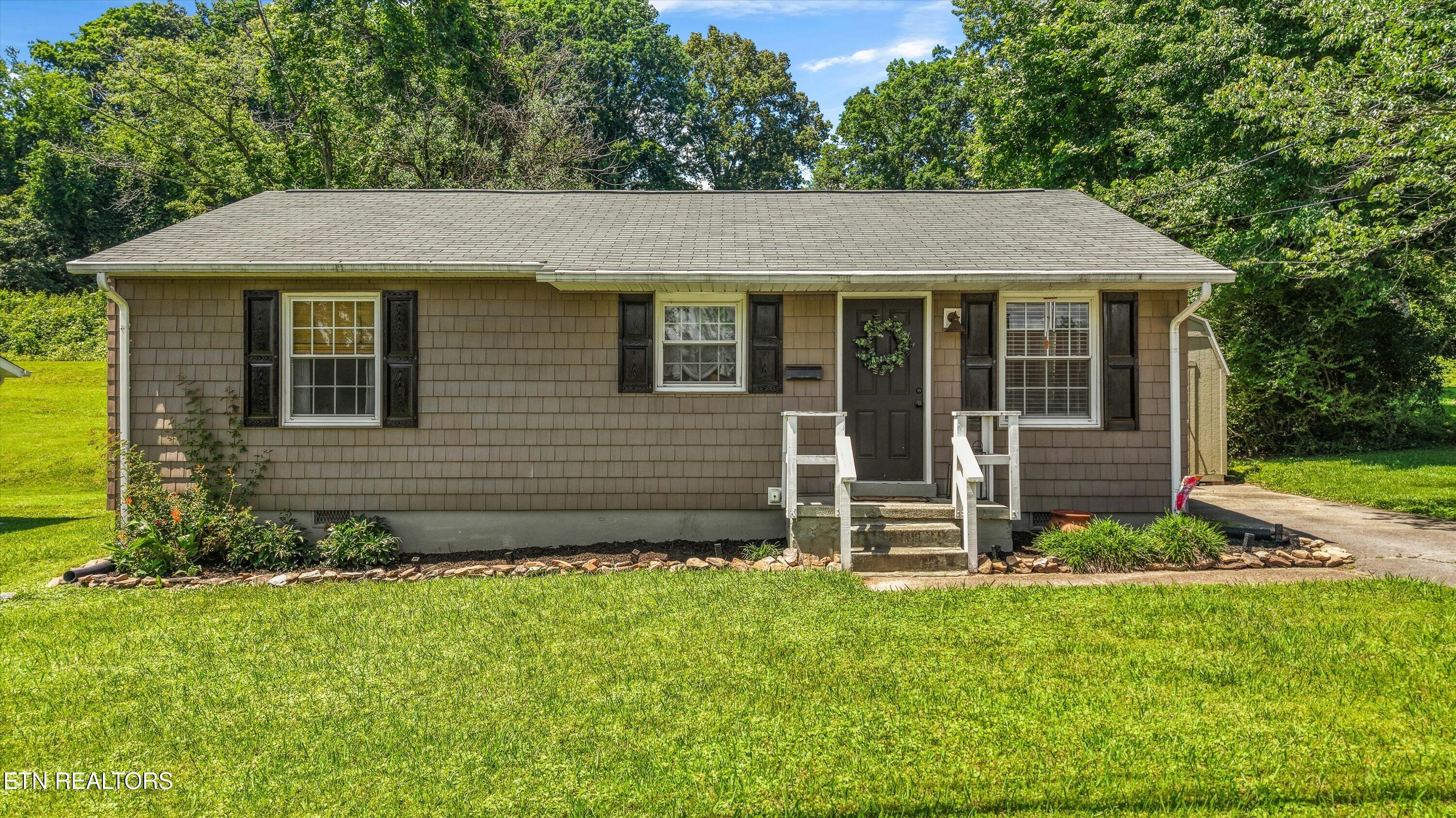 636 Robertsville Rd — photo