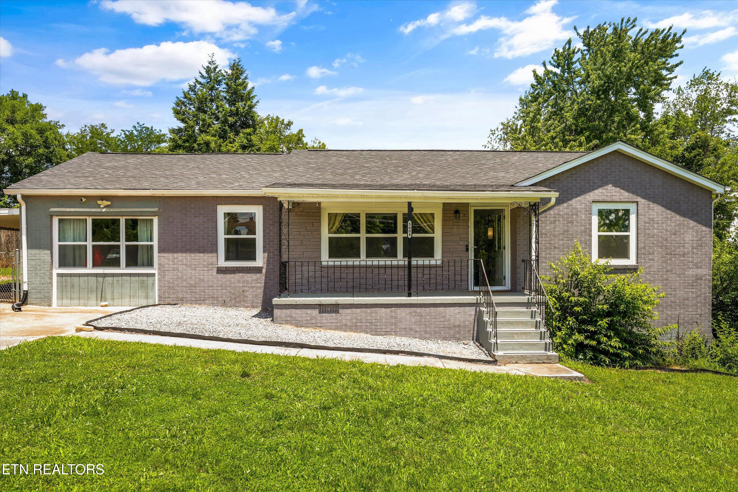 5604 Kentwood Rd — photo