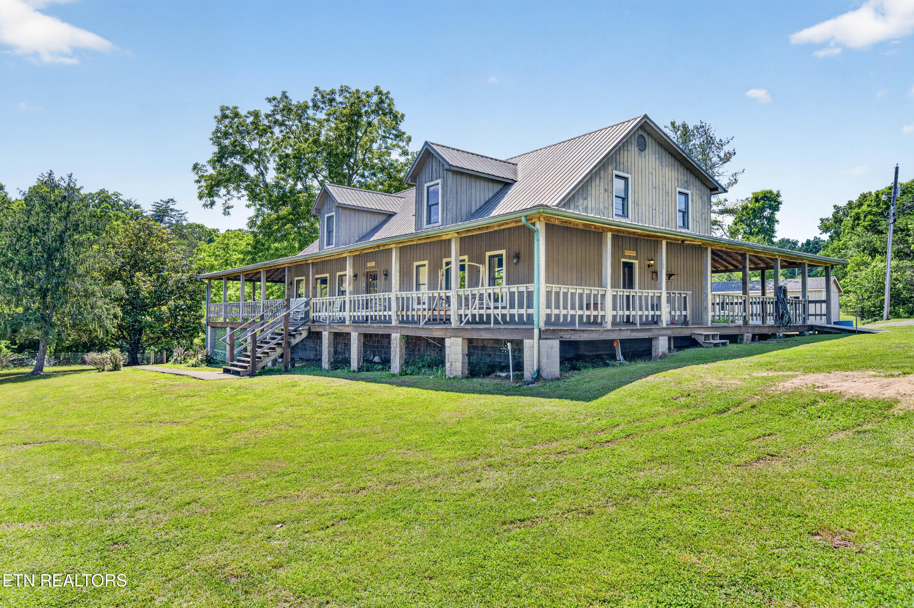 147 Bradbury Lane — photo