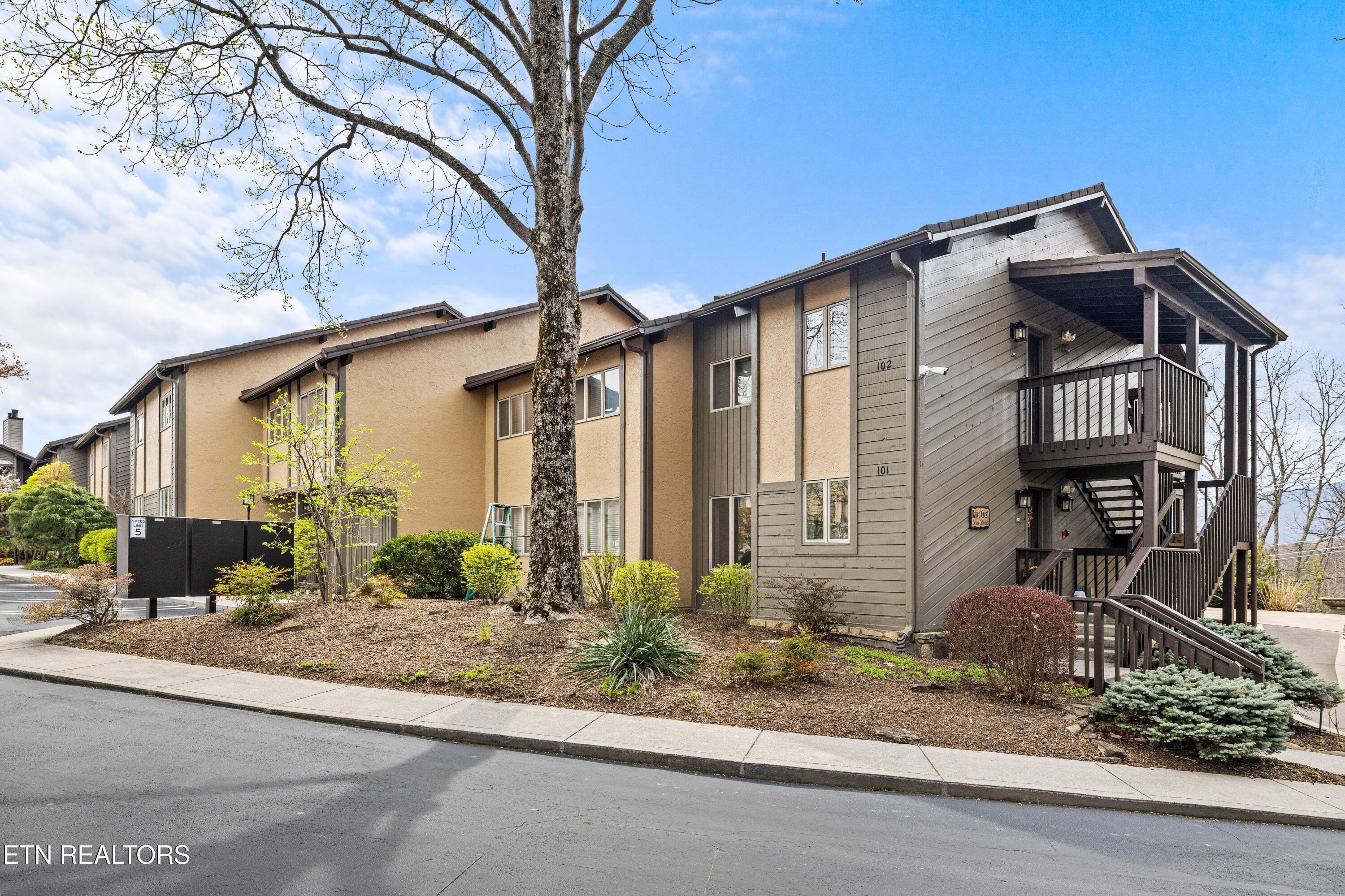 1050 Ski View Drive 102 — photo