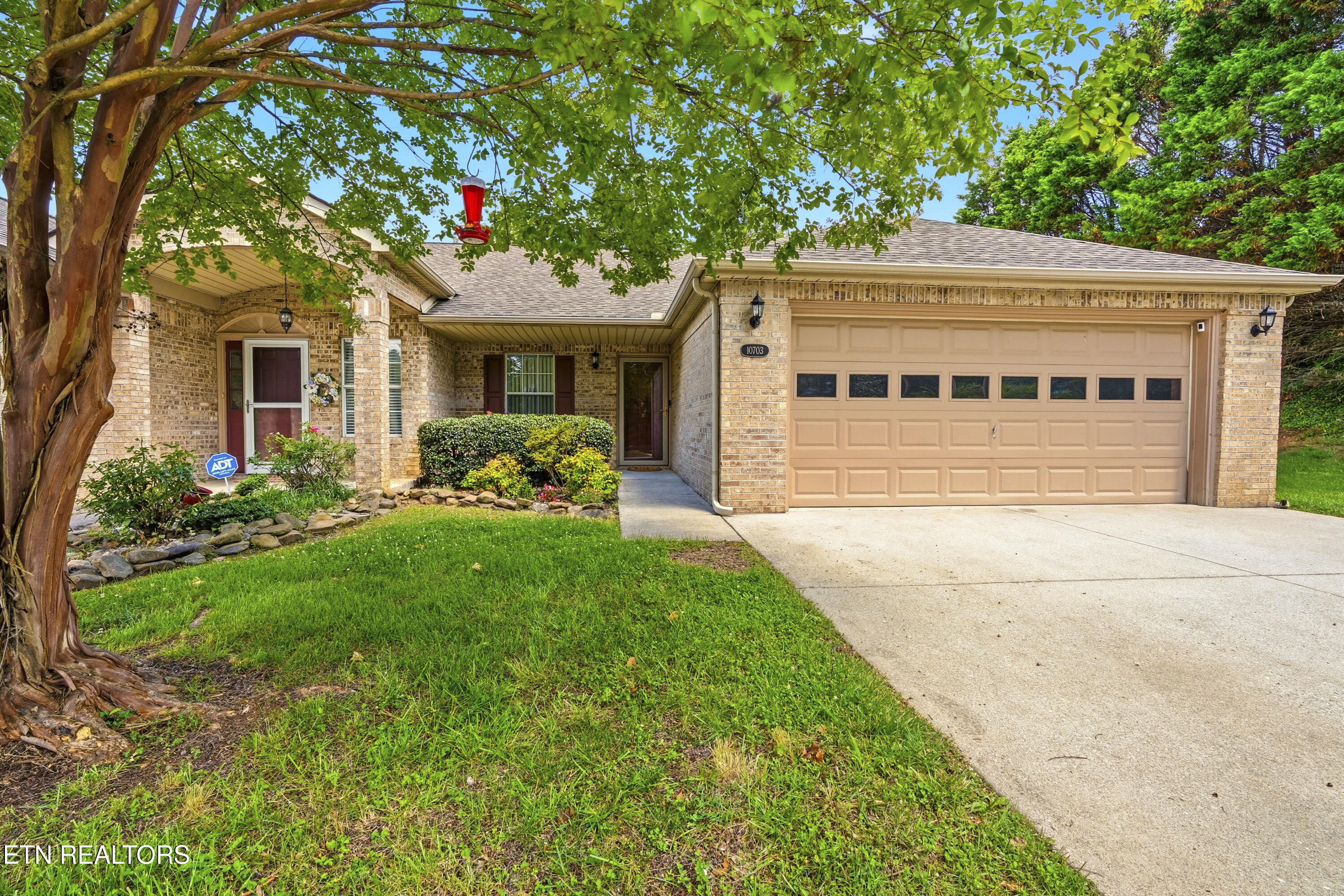 10703 Admiral Bend Way — photo