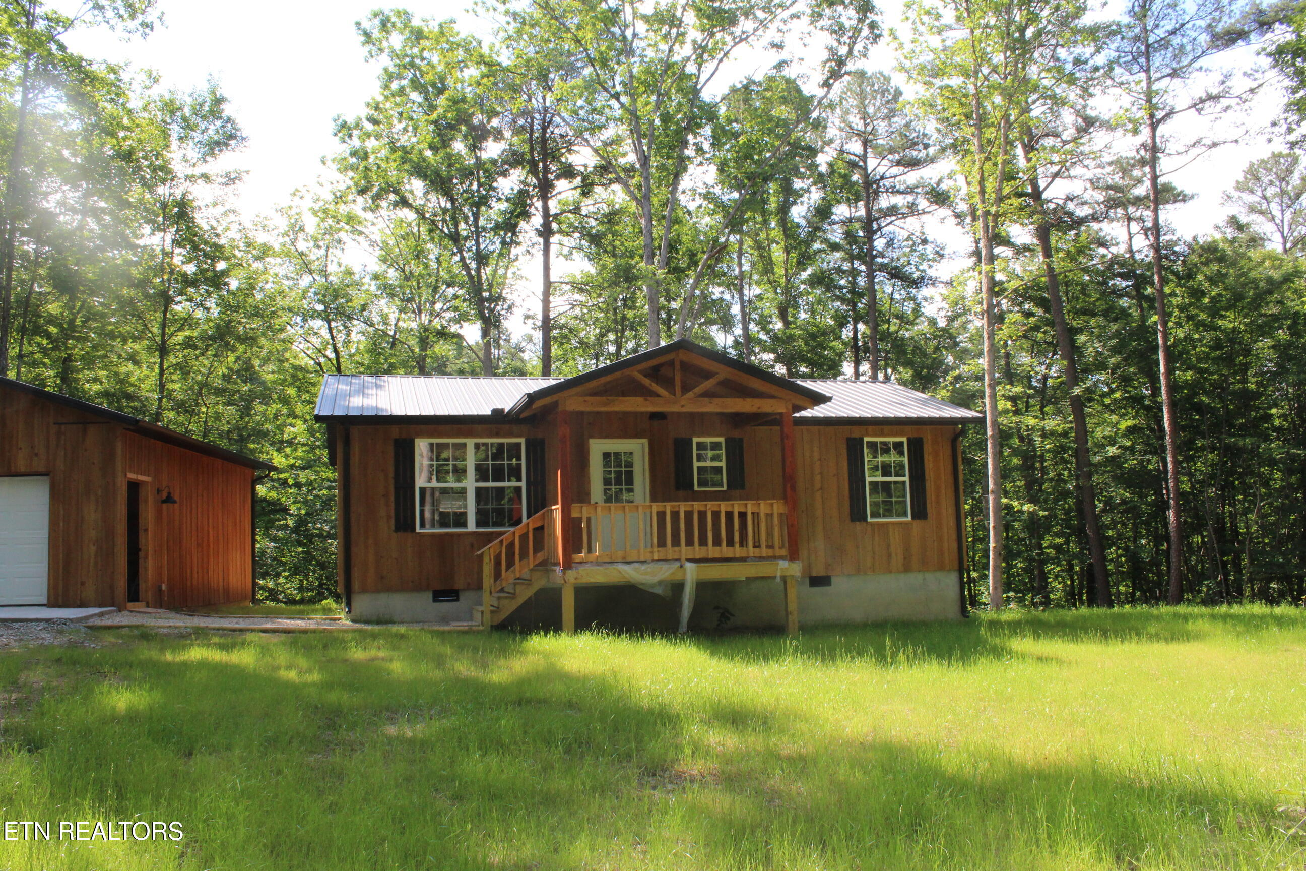 102 Pickett Park Hwy — photo