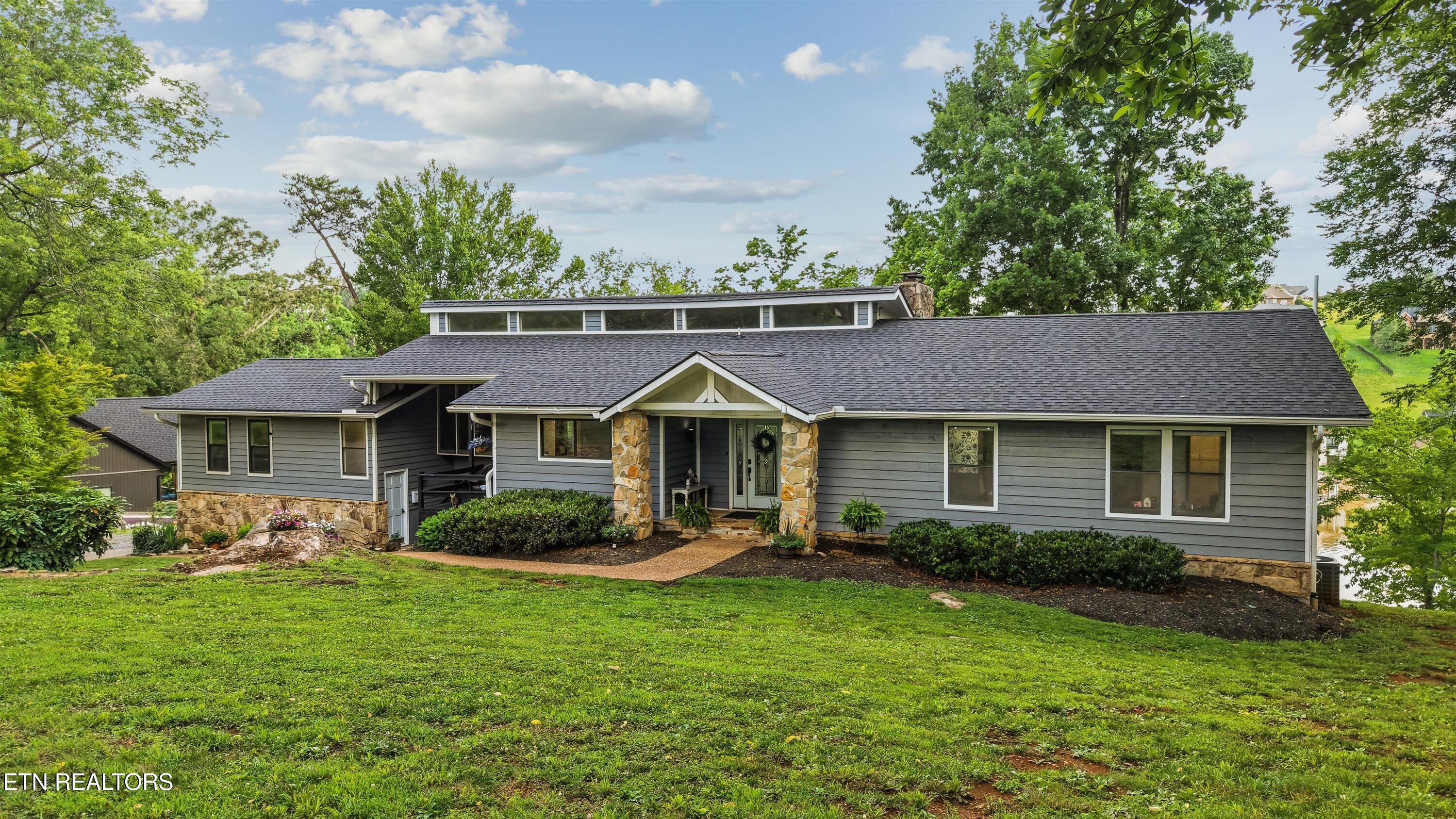 7514 Rivertrace Blvd — photo