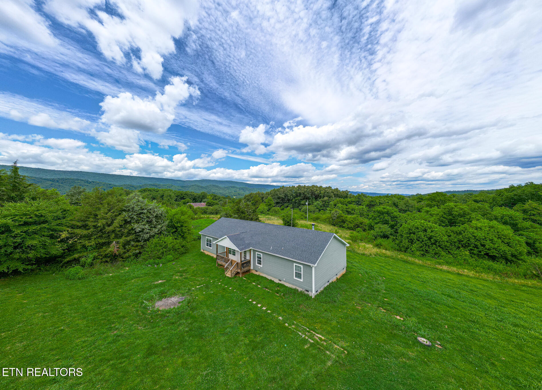 251 Hill Rd, Rutledge, TN 37861