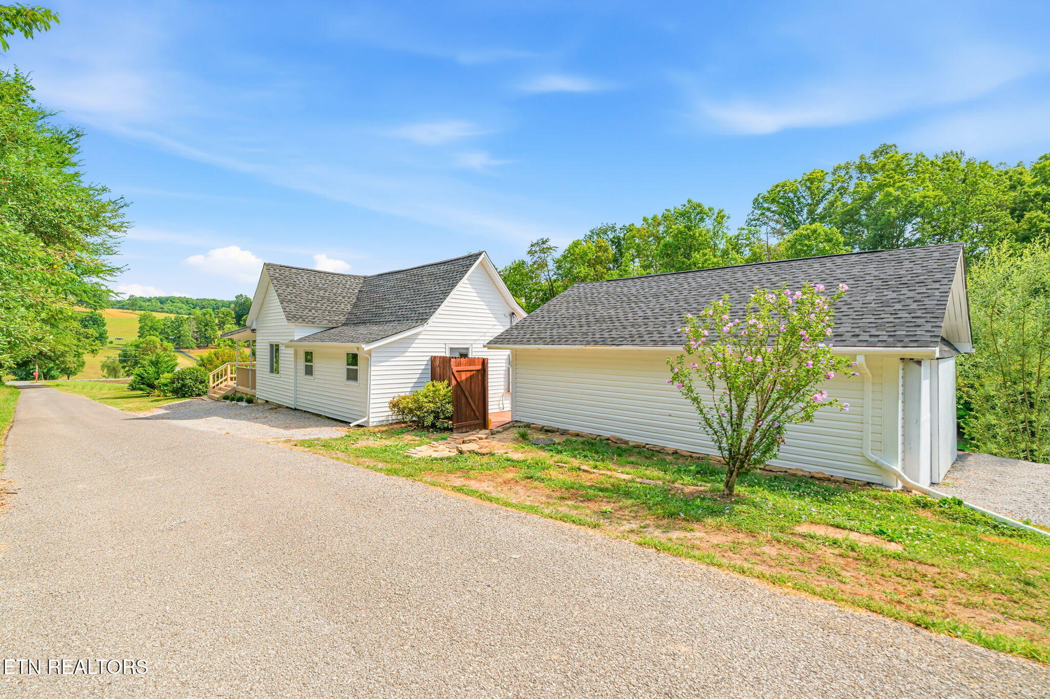 125 Ballard Rd, Heiskell, TN 37754 — photo 2