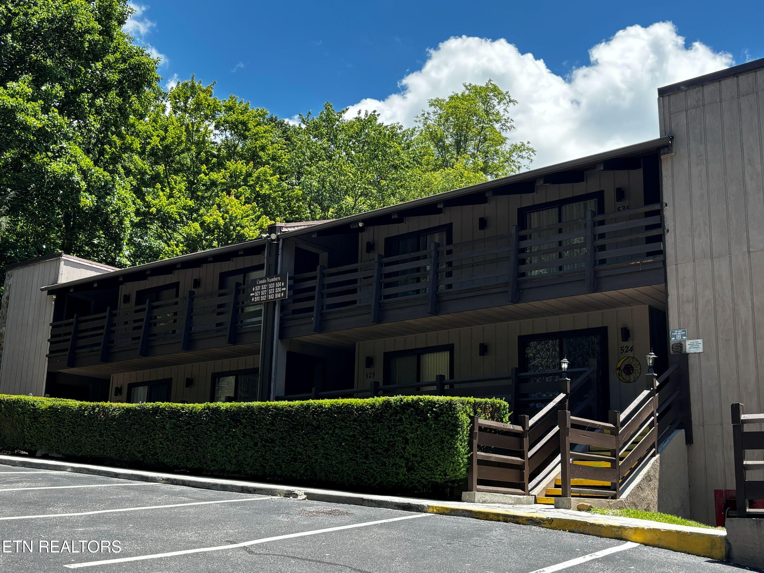 1081 Cove Rd Apt 512 — photo