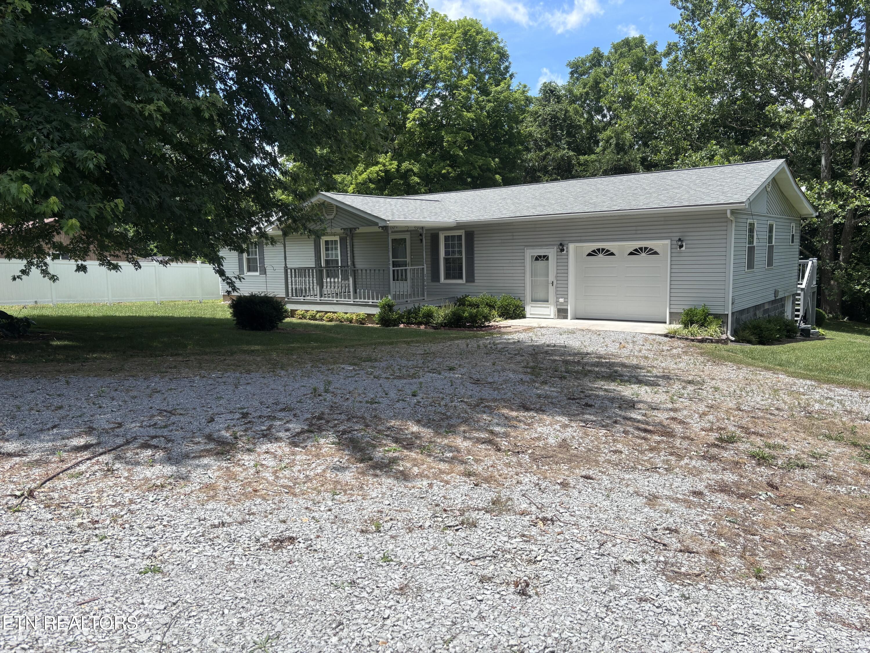 1567 Little Sycamore Rd — photo