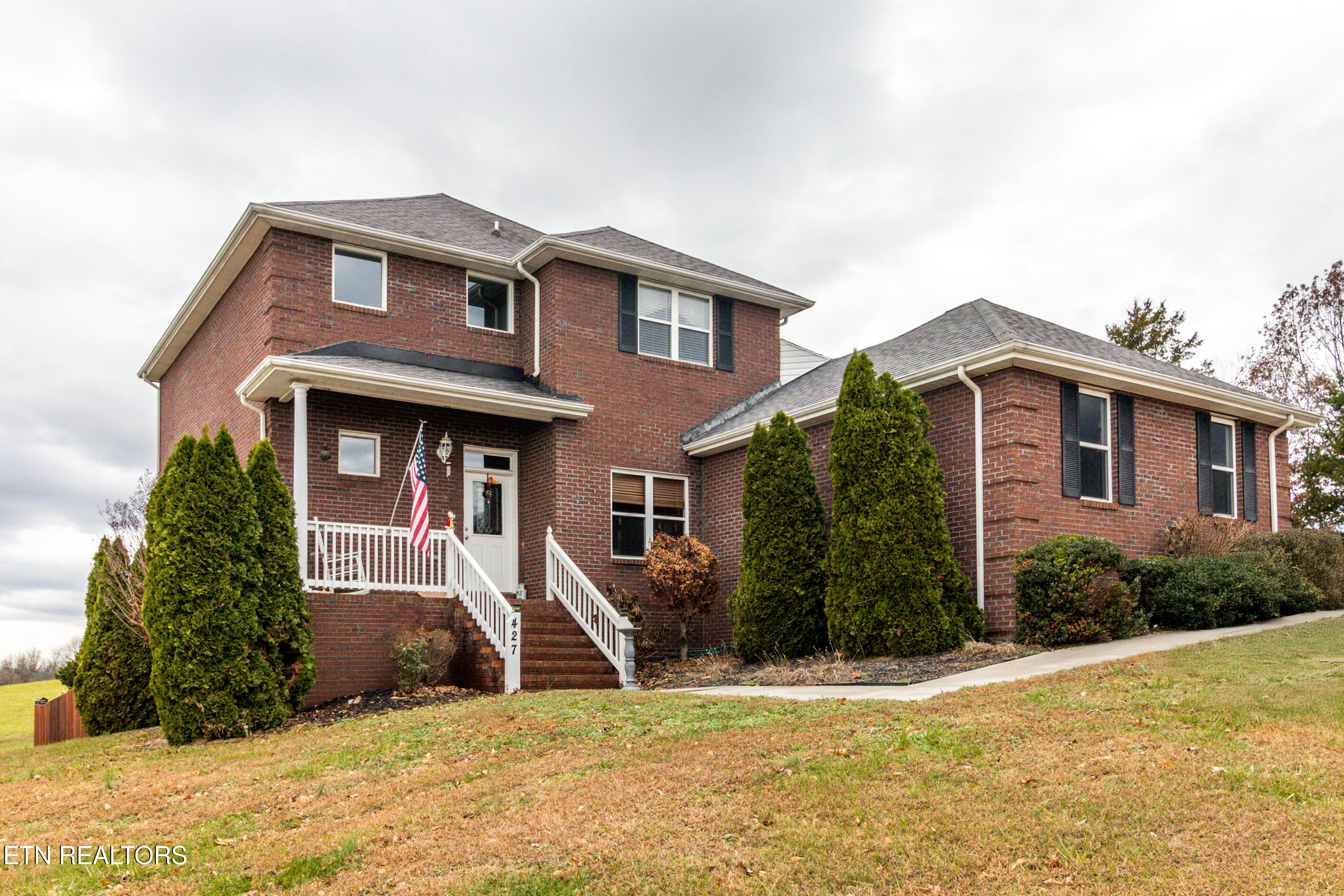 427 Montana Court — photo
