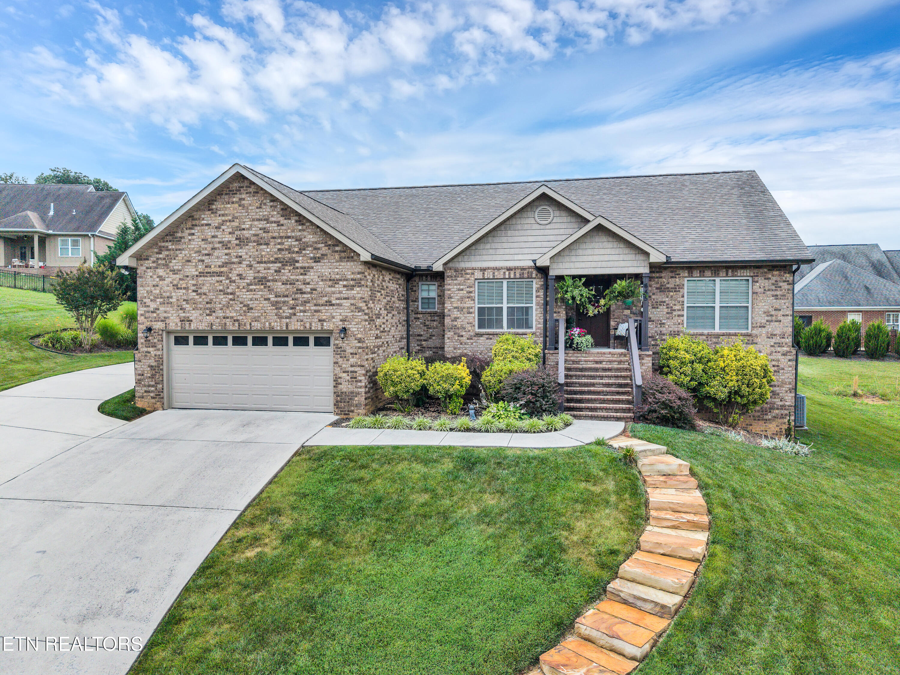 645 Berrywood Drive — photo