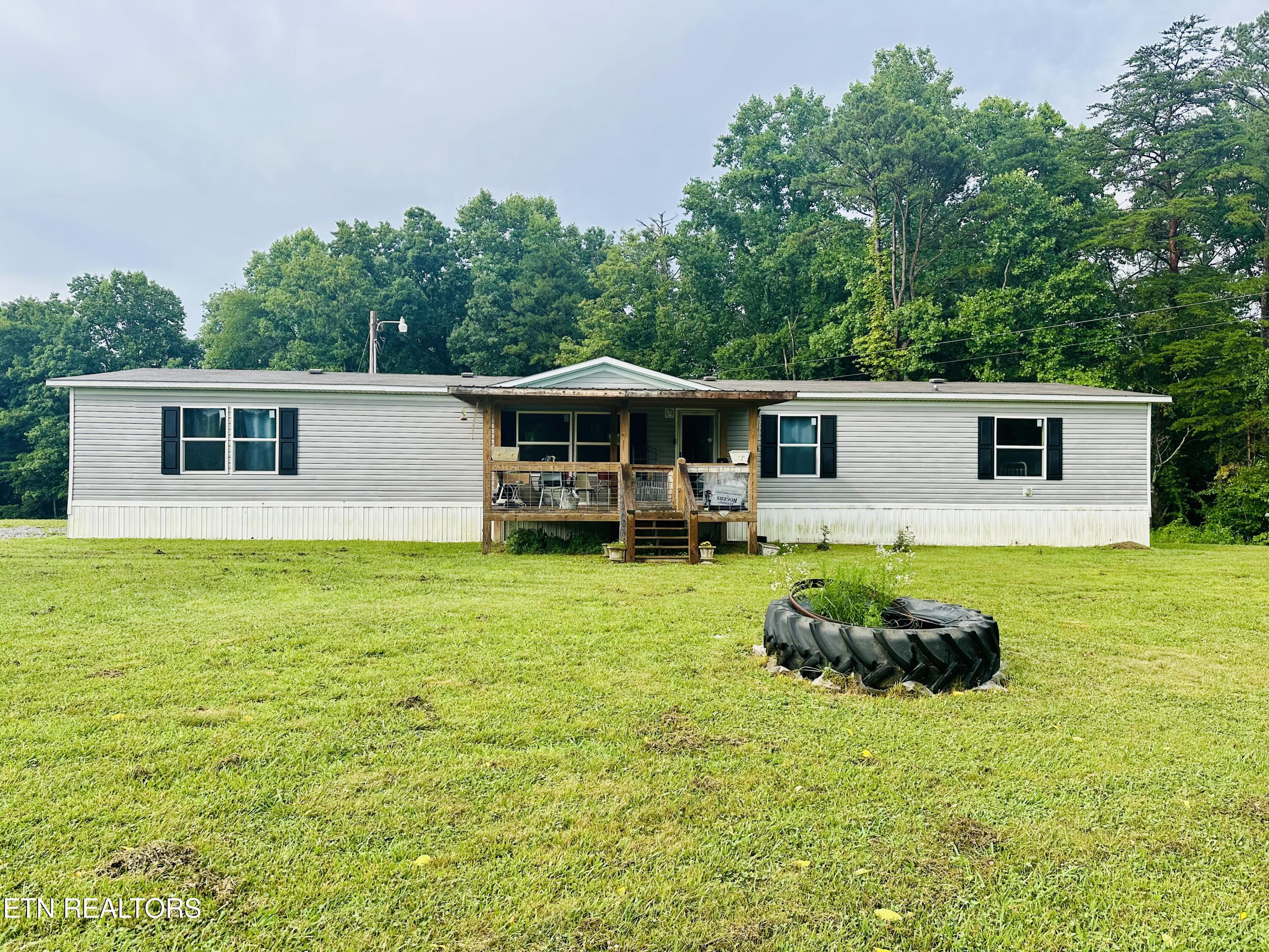 1240 Burrville Rd — photo