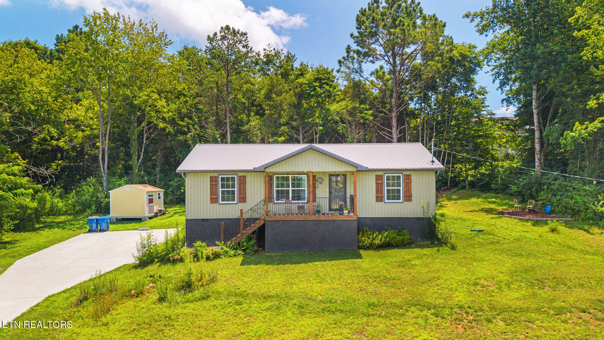 112 Highland View Drive — photo