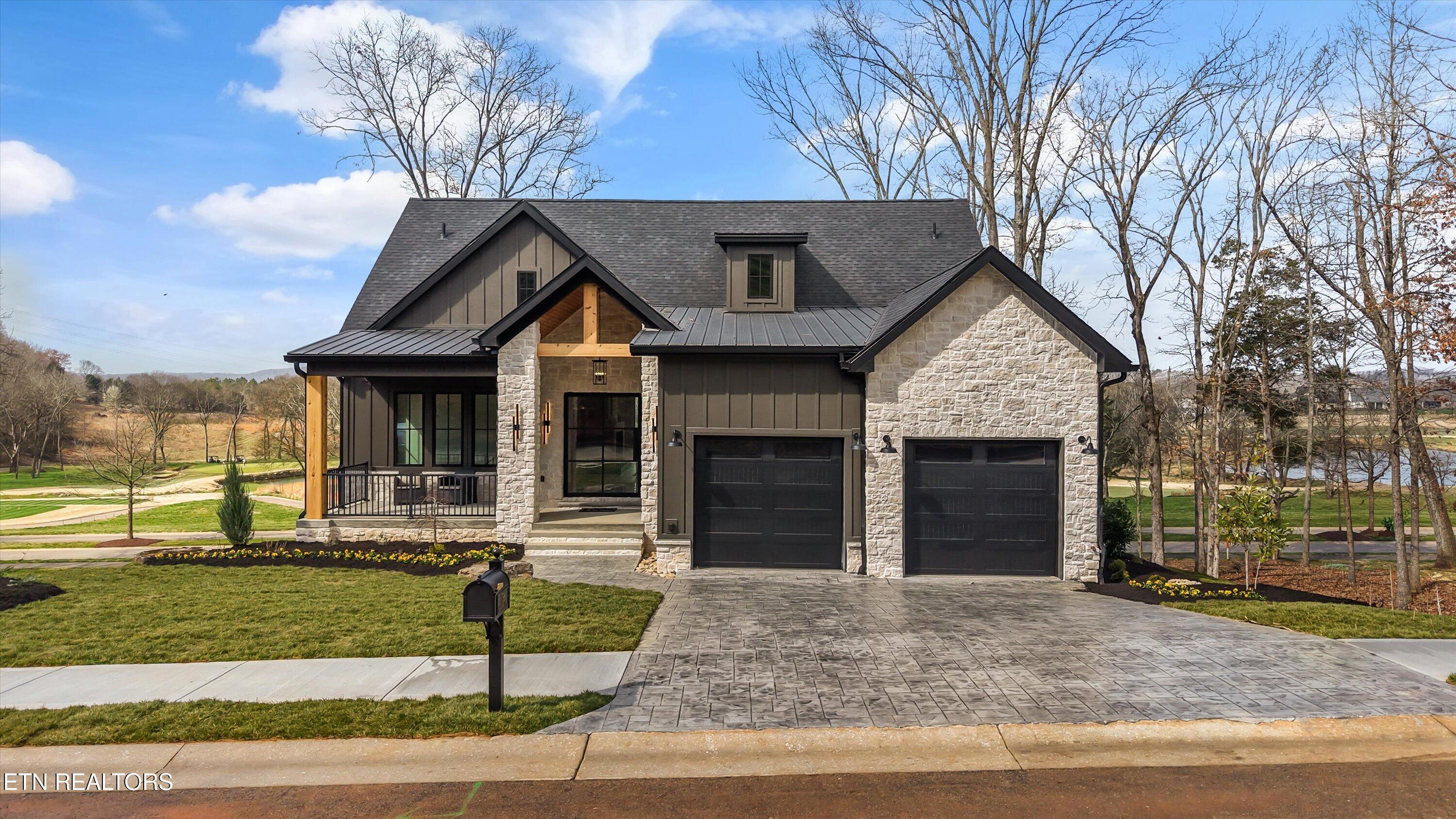 758 Blackrock Run — photo