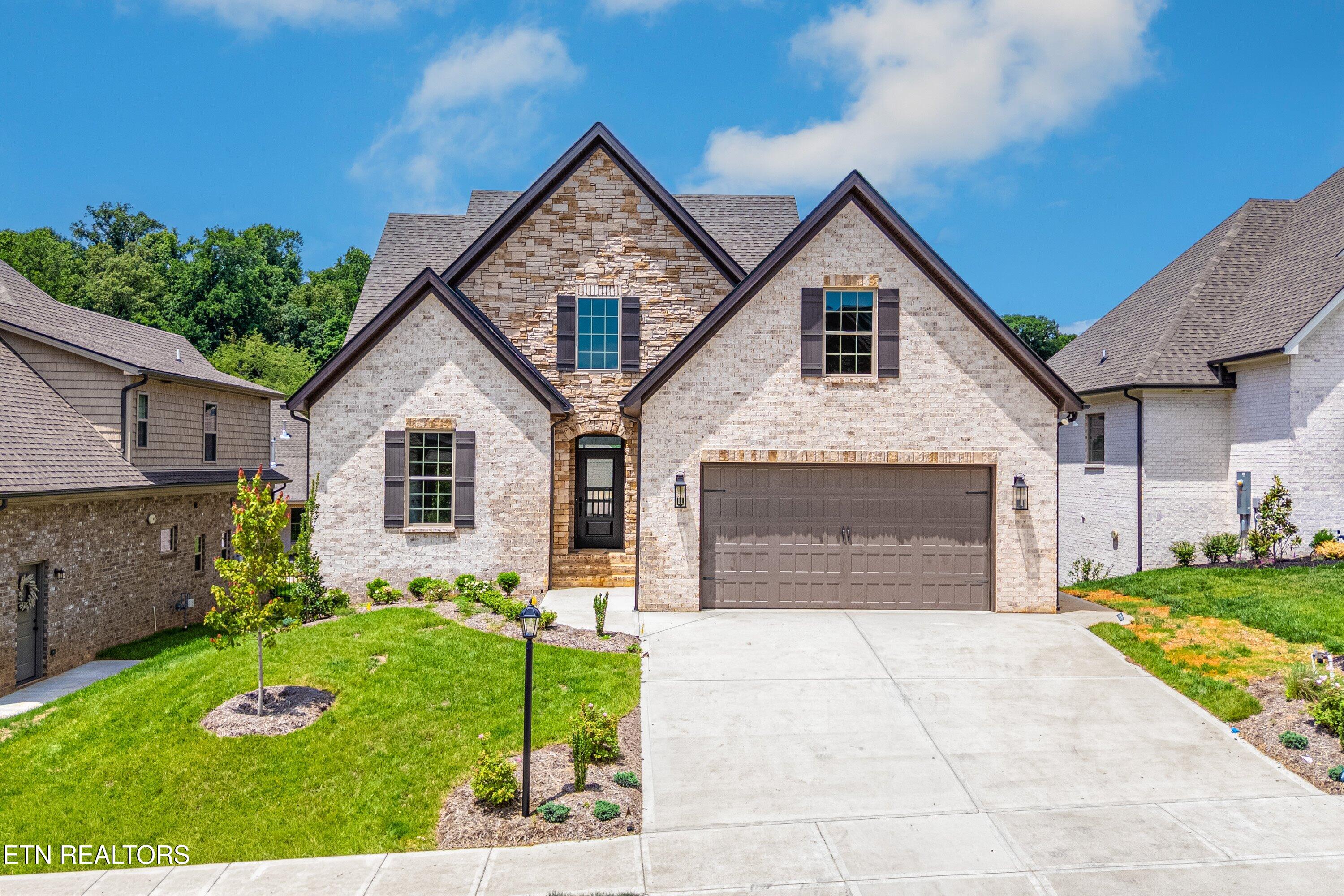 12015 Avery Manor Lane — photo