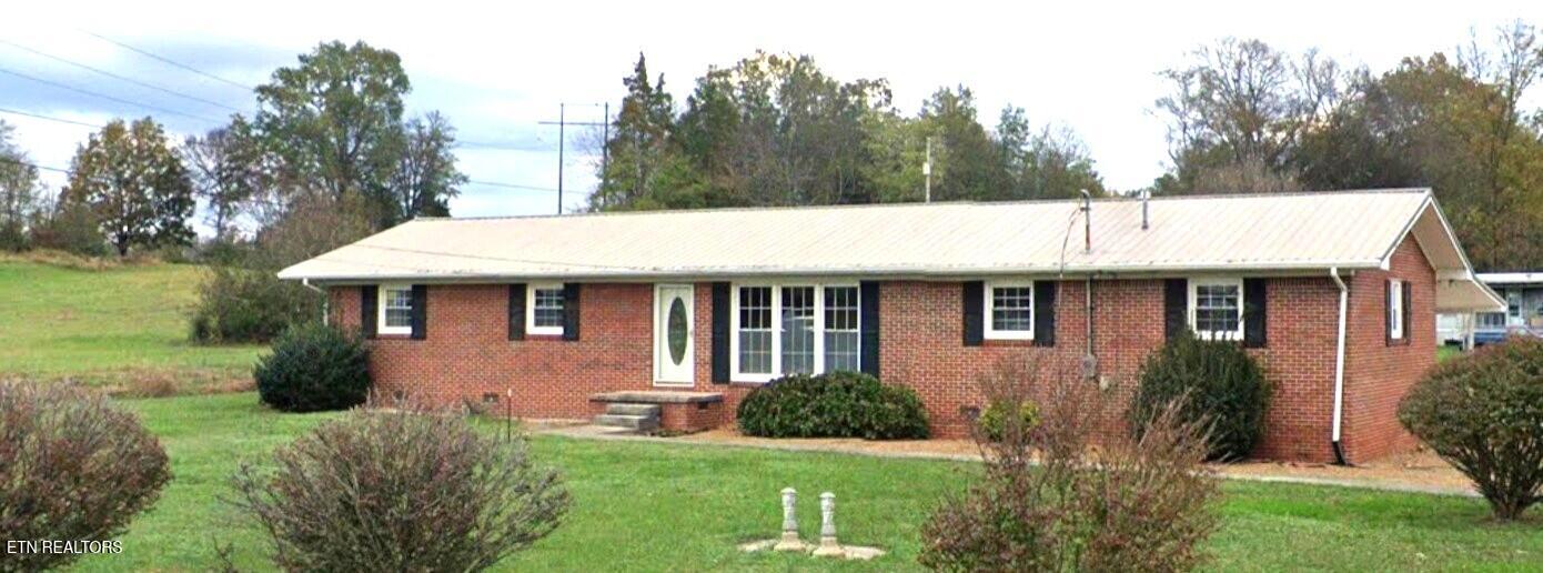 992 Shelly Rd — photo