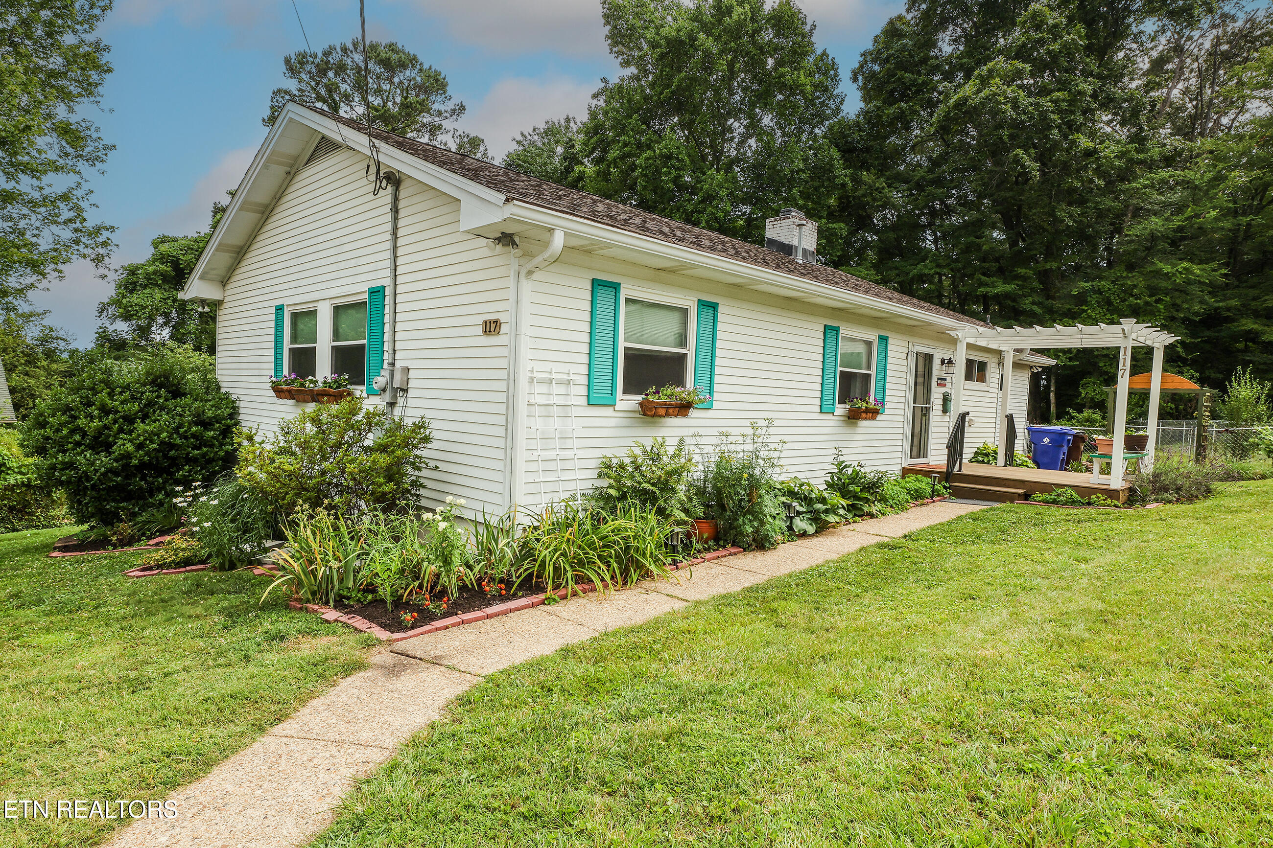 117 Tabor Rd, Oak Ridge, TN 37830 — photo 2