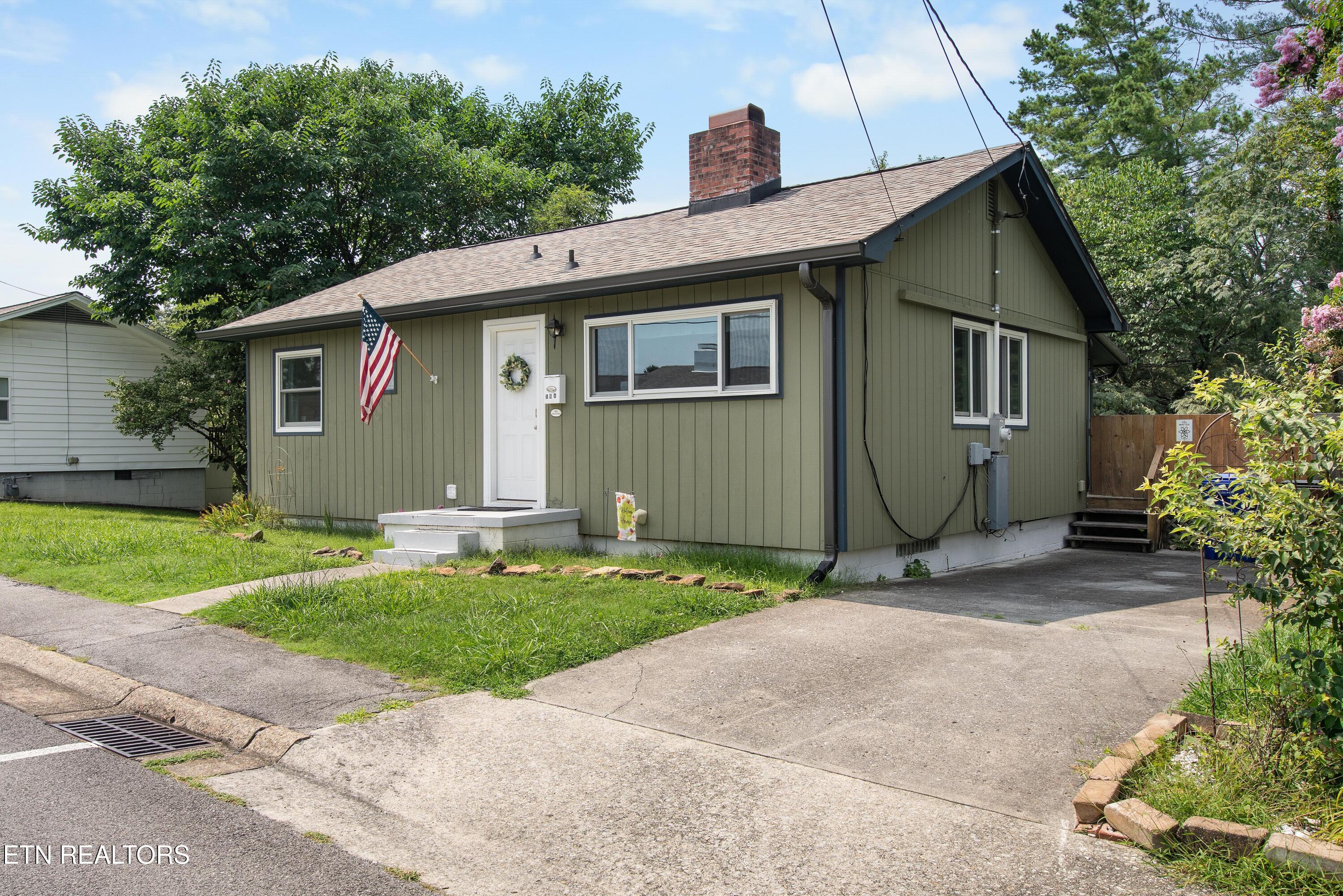 104 W Malta Rd, Oak Ridge, TN 37830 — photo 2