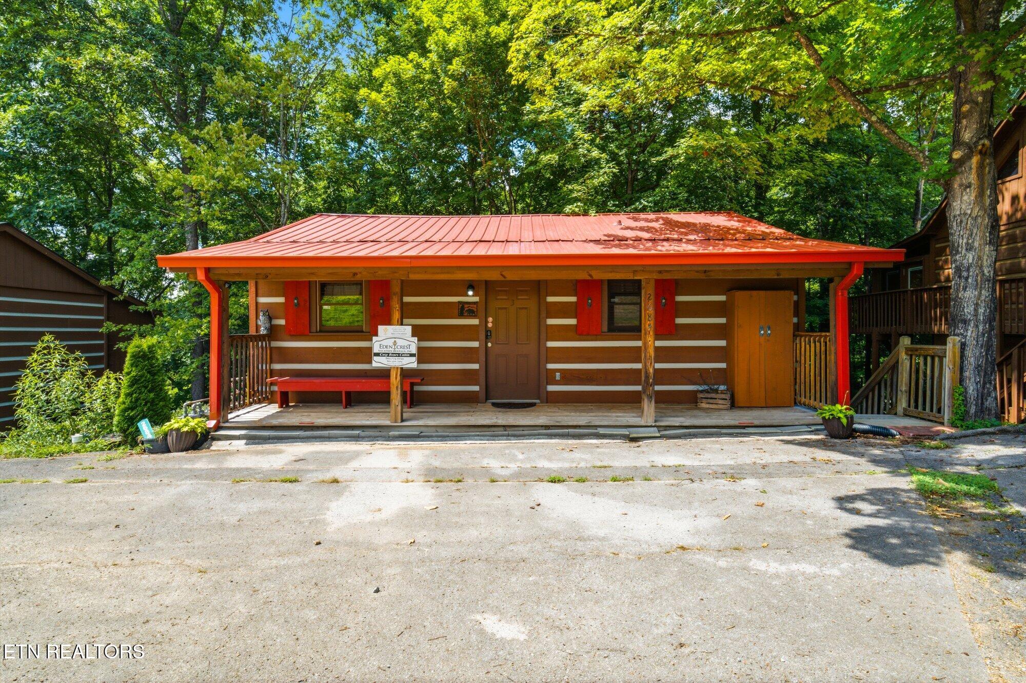 2684 Valley Heights Drive — photo