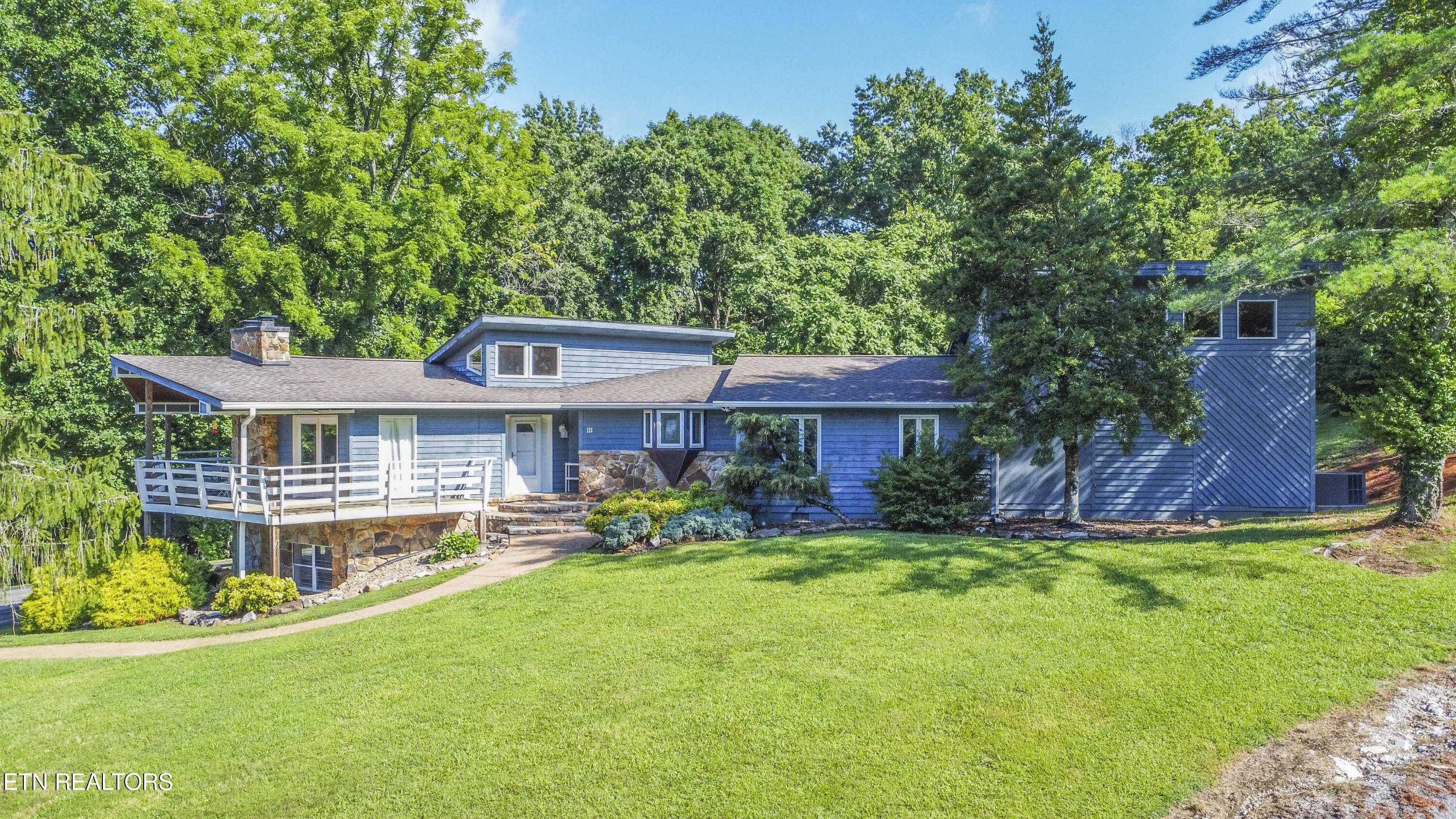 111 Rogers Lane — photo
