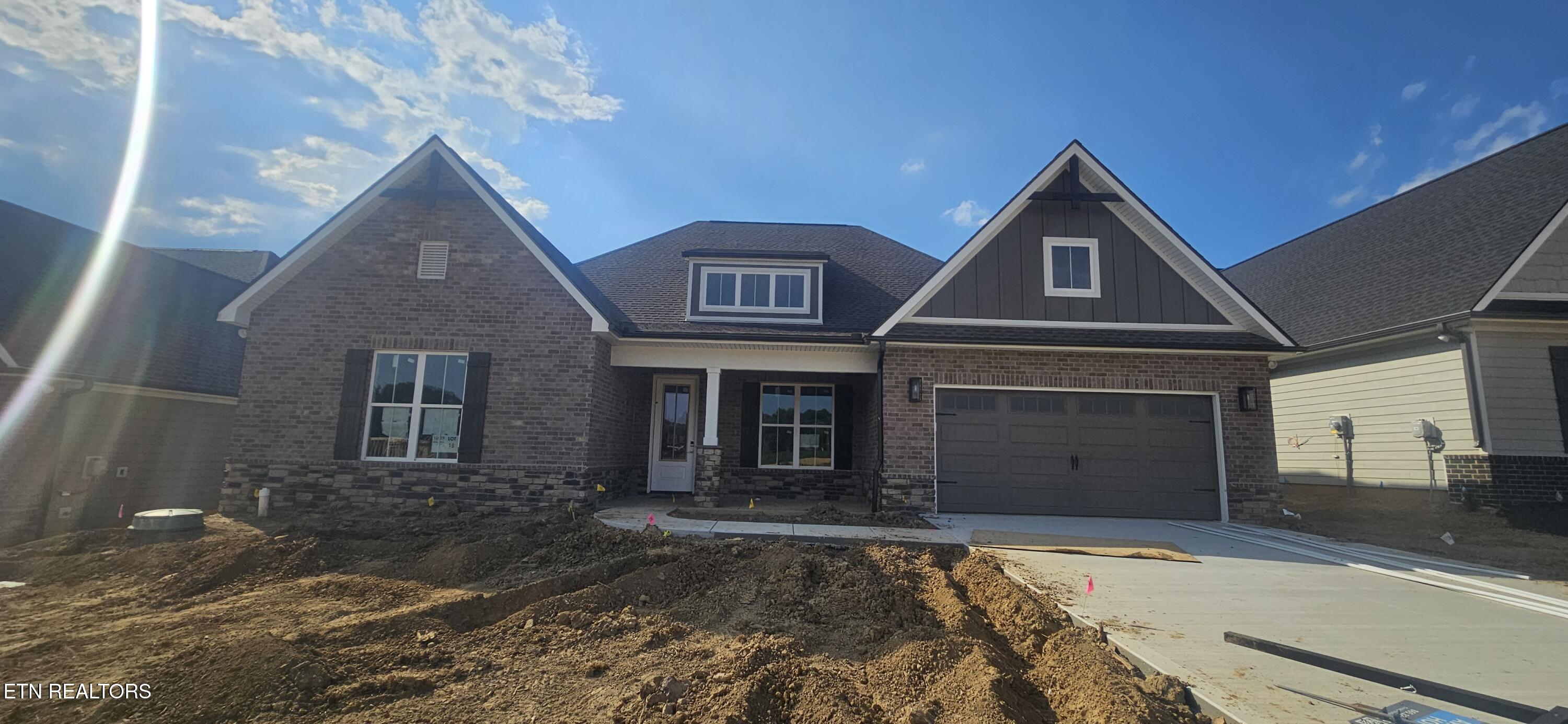 12819 Magnolia Crest Lane — photo