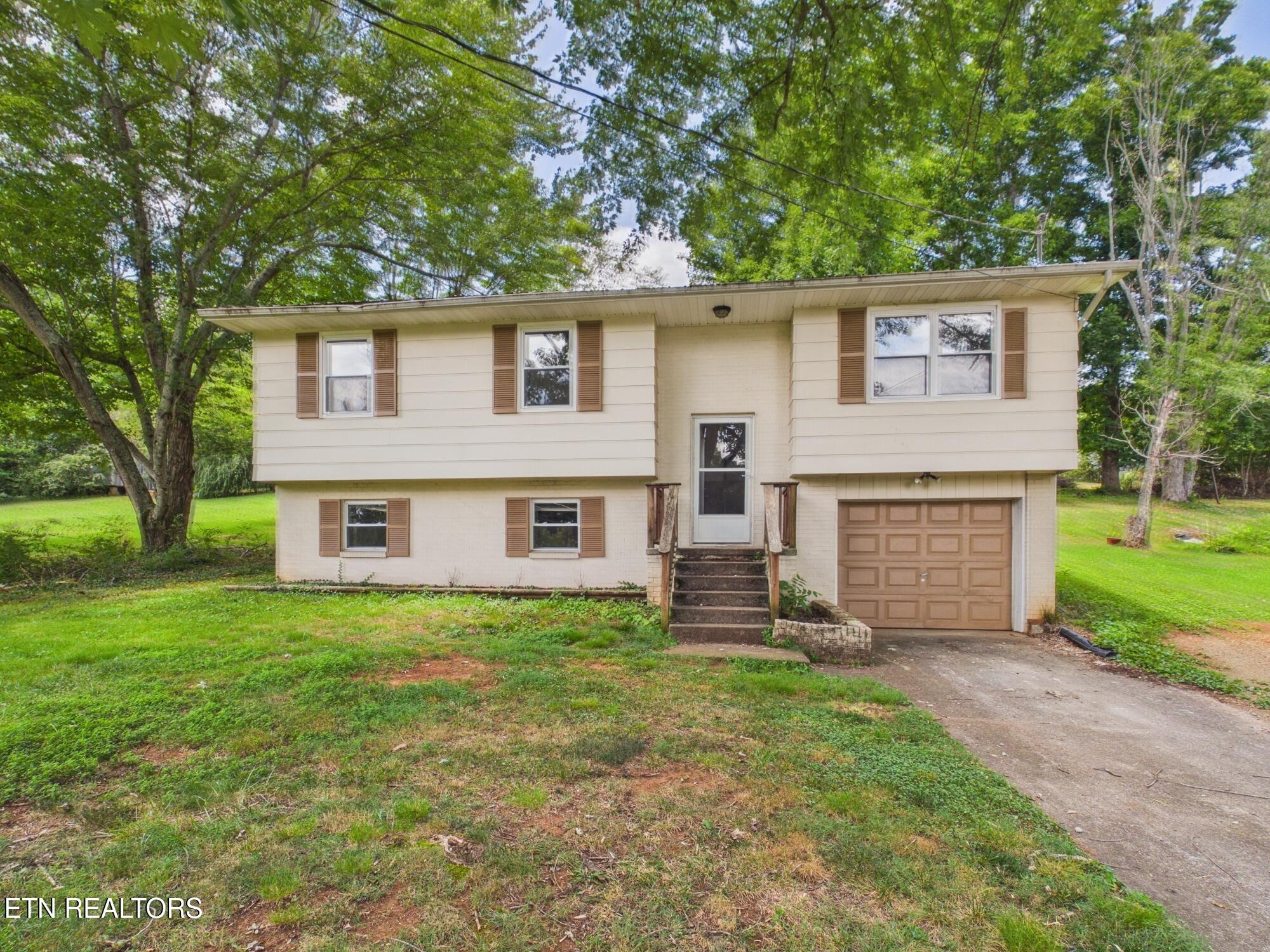 3724 Melissa Lane — photo