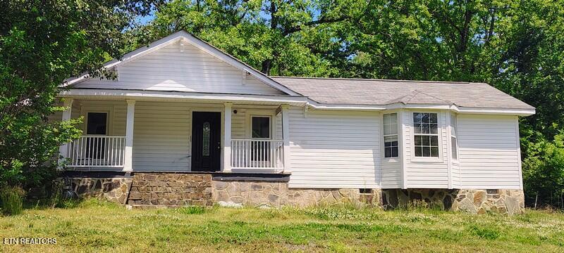 1421 Garrison Rd — photo