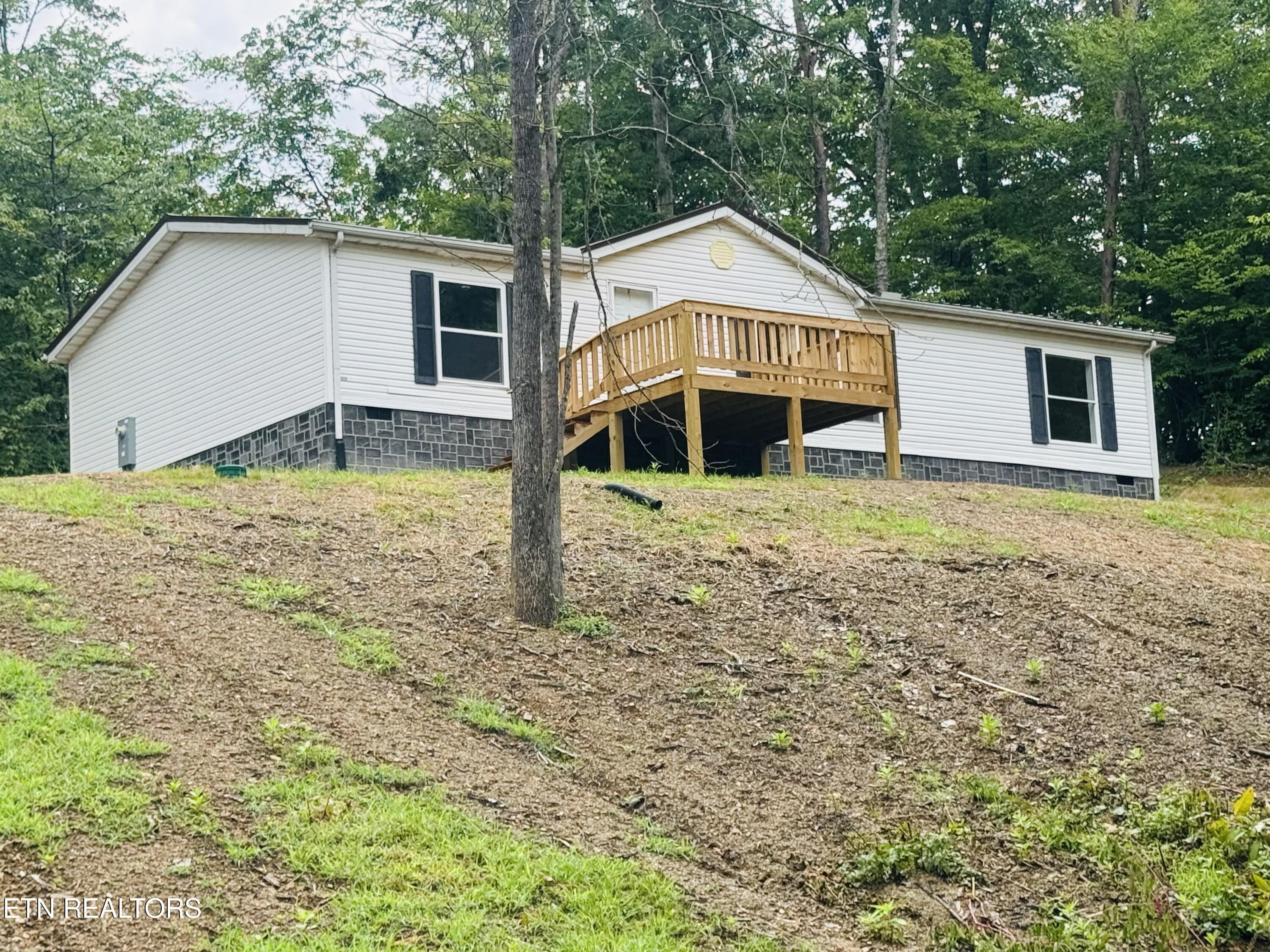 2808 Hwy 61 W — photo
