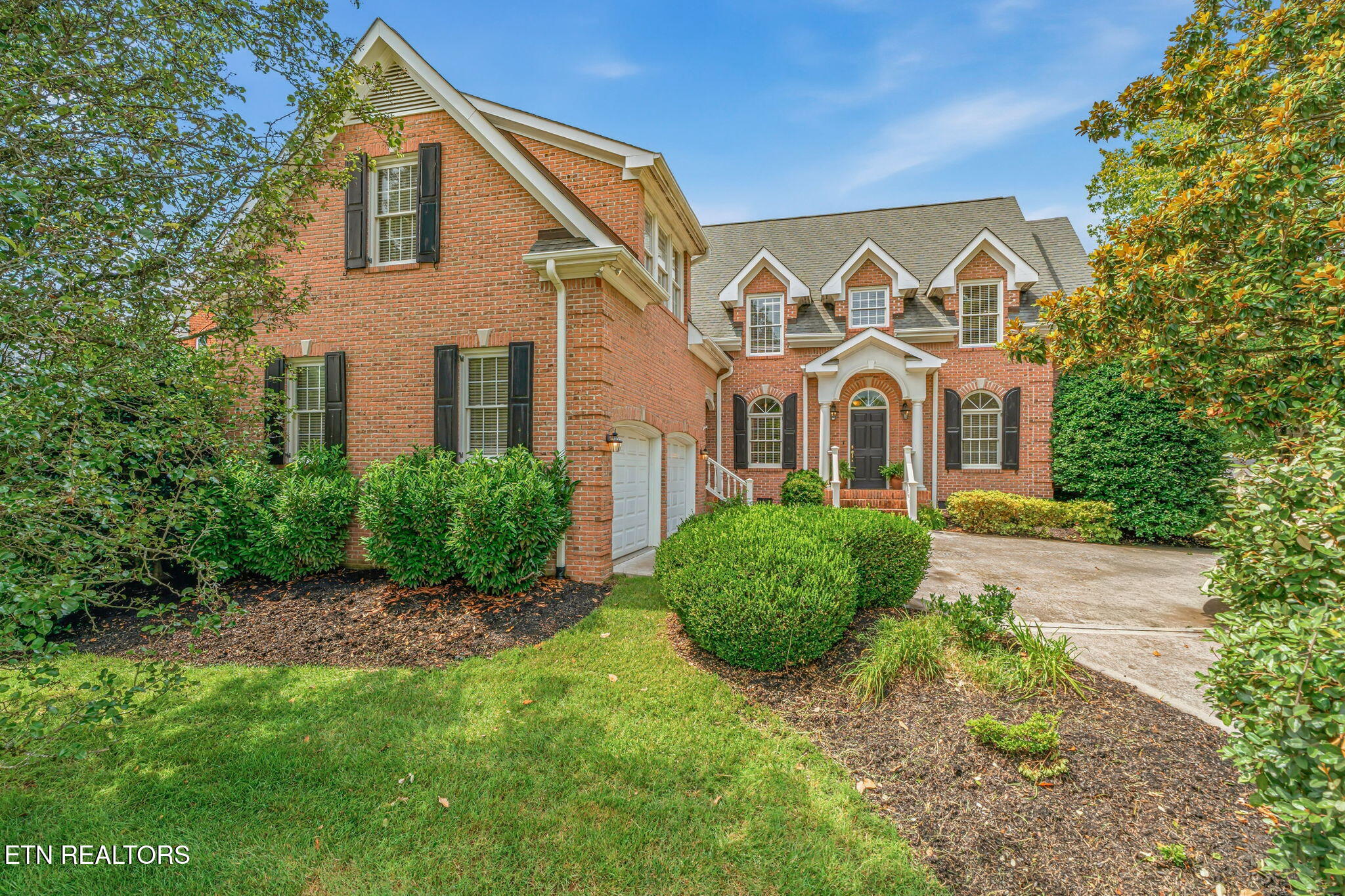 801 McKinley Pointe Lane — photo