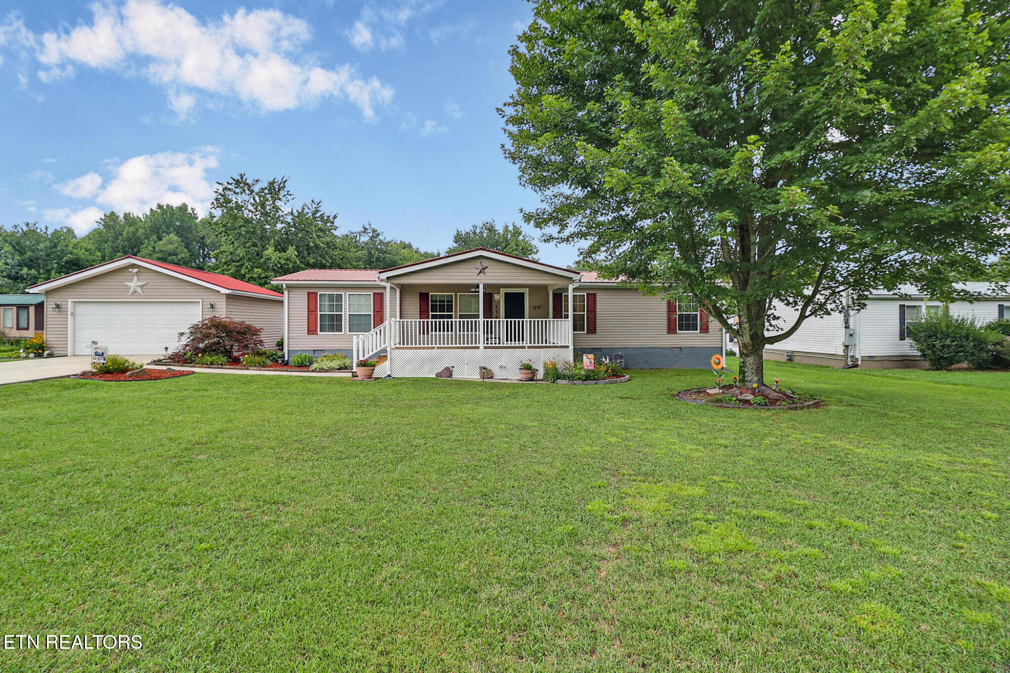 135 Caney Creek Drive — photo
