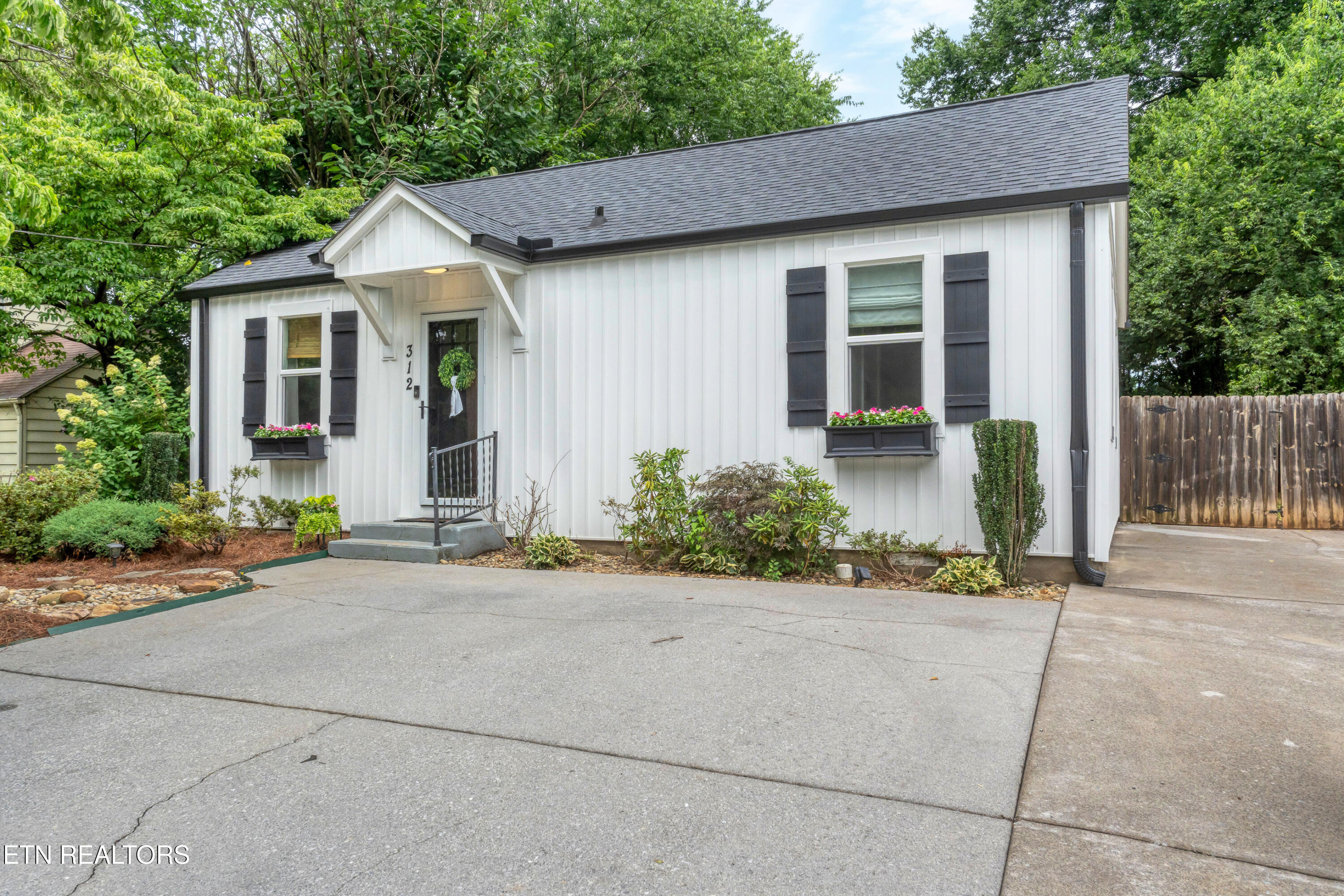 312 Incline Lane — photo