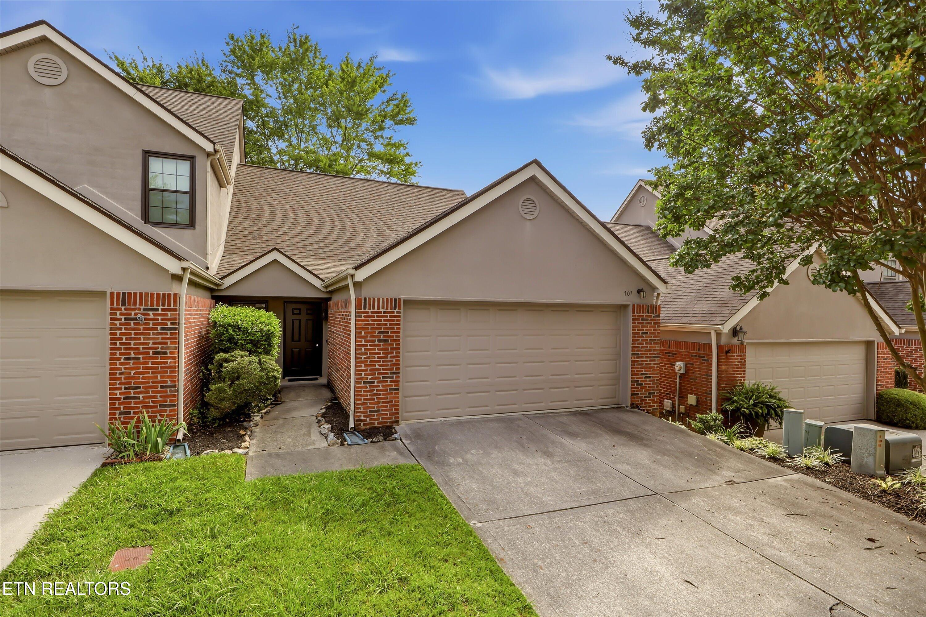 707 Farragut Commons Drive — photo