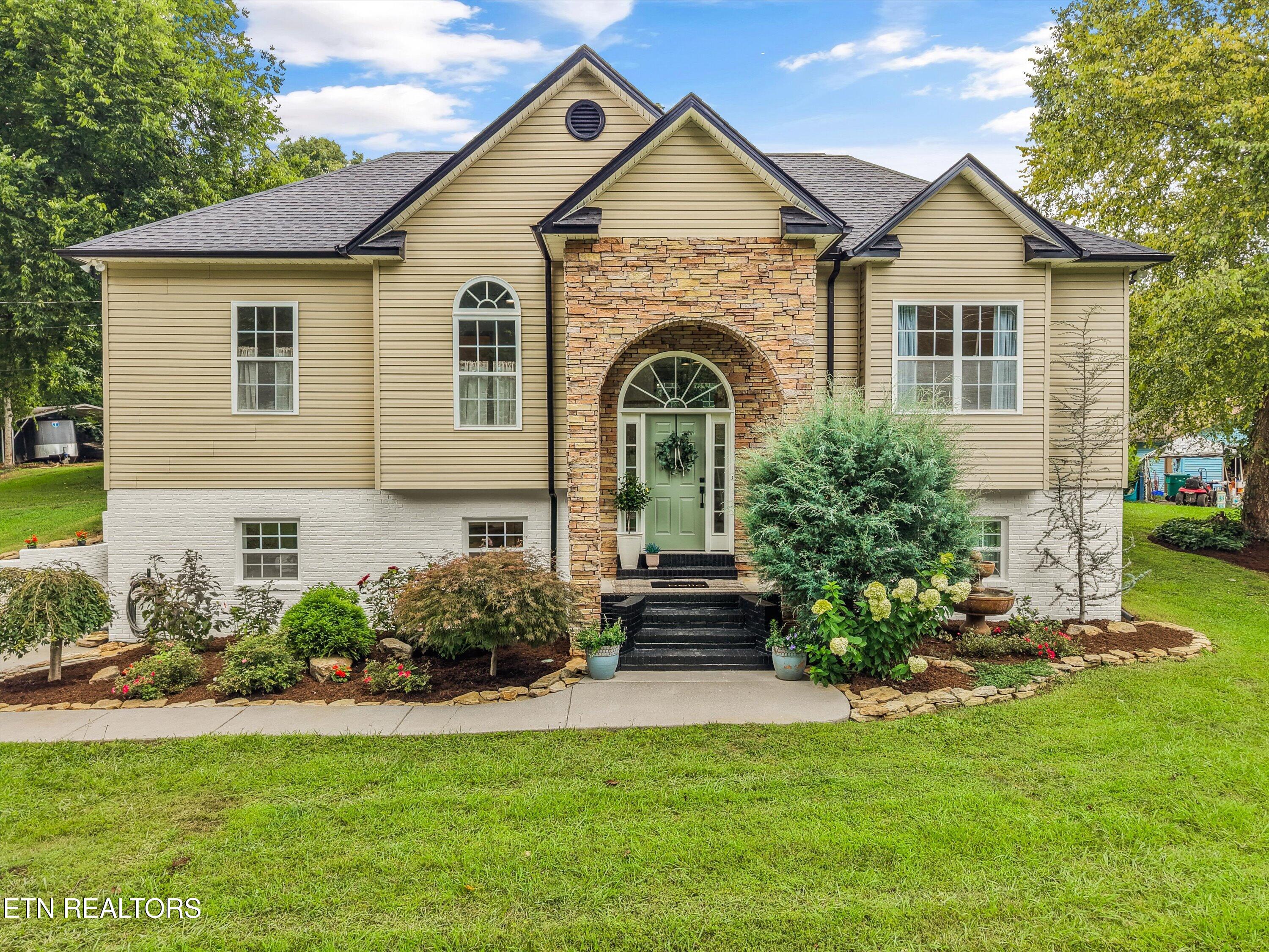 622 S Old Sevierville Pike — photo
