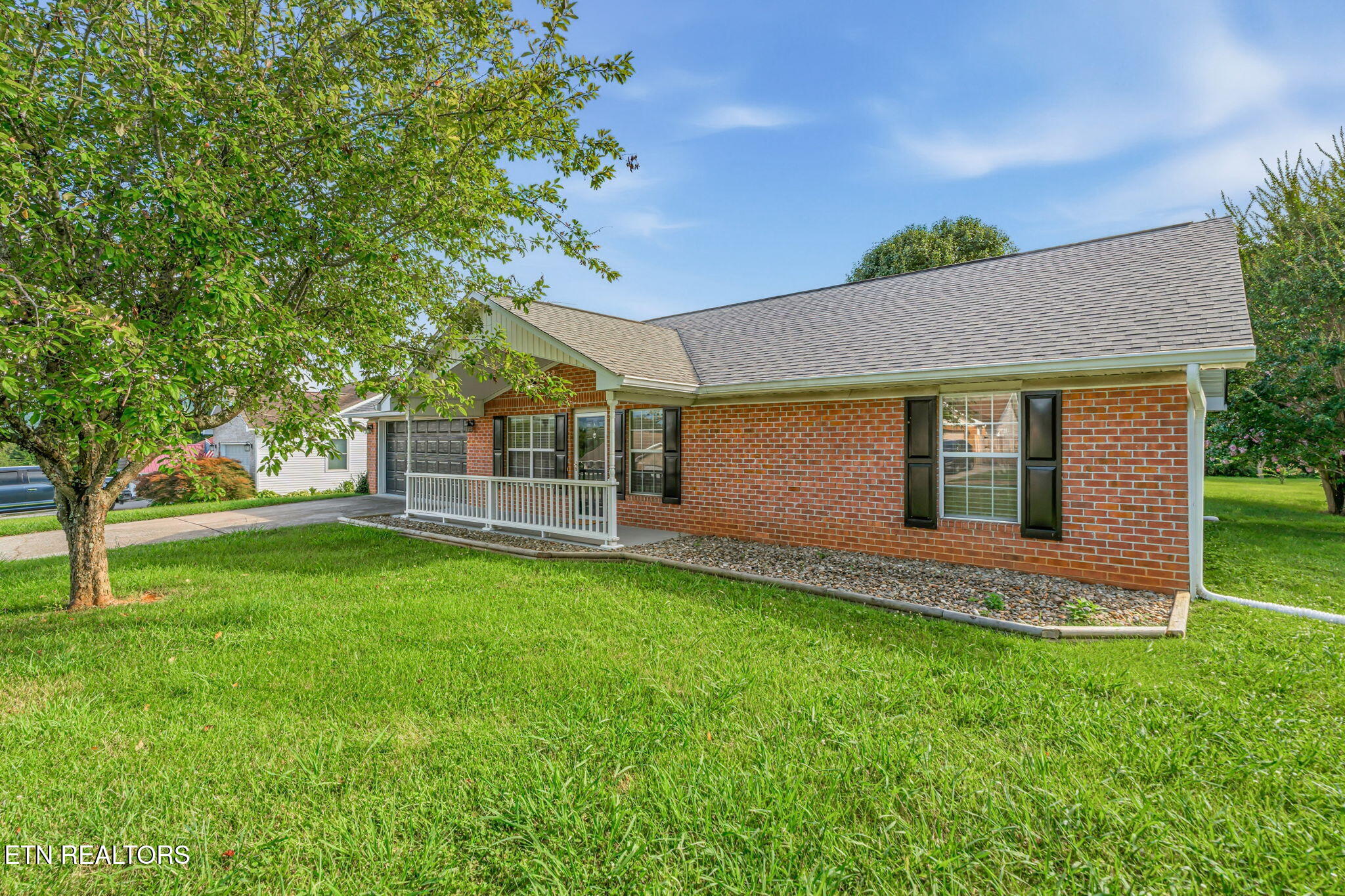 741 Meadow Ridge Rd, Walland, TN 37886 — photo 2