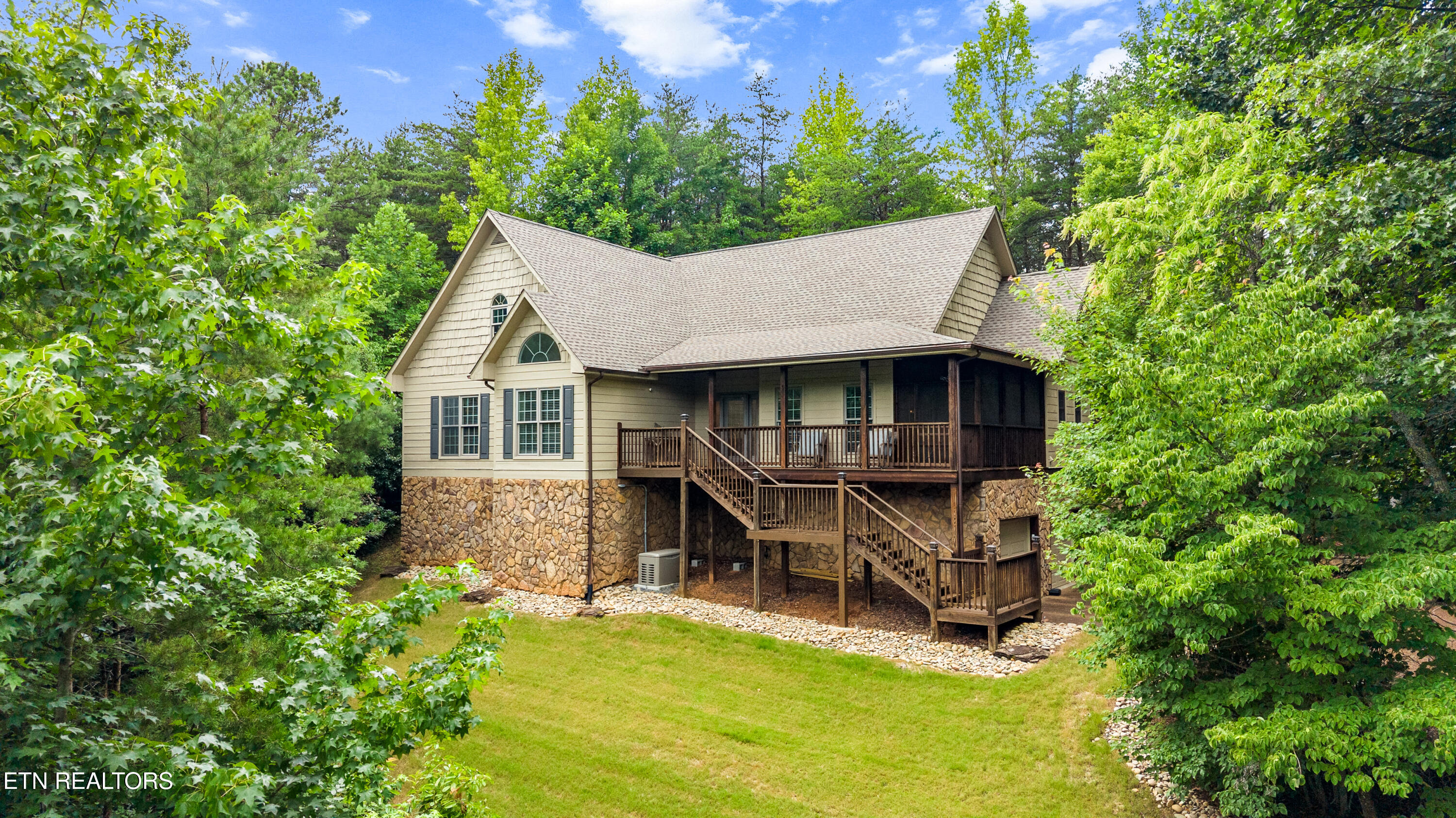 736 Blue Beech Drive — photo