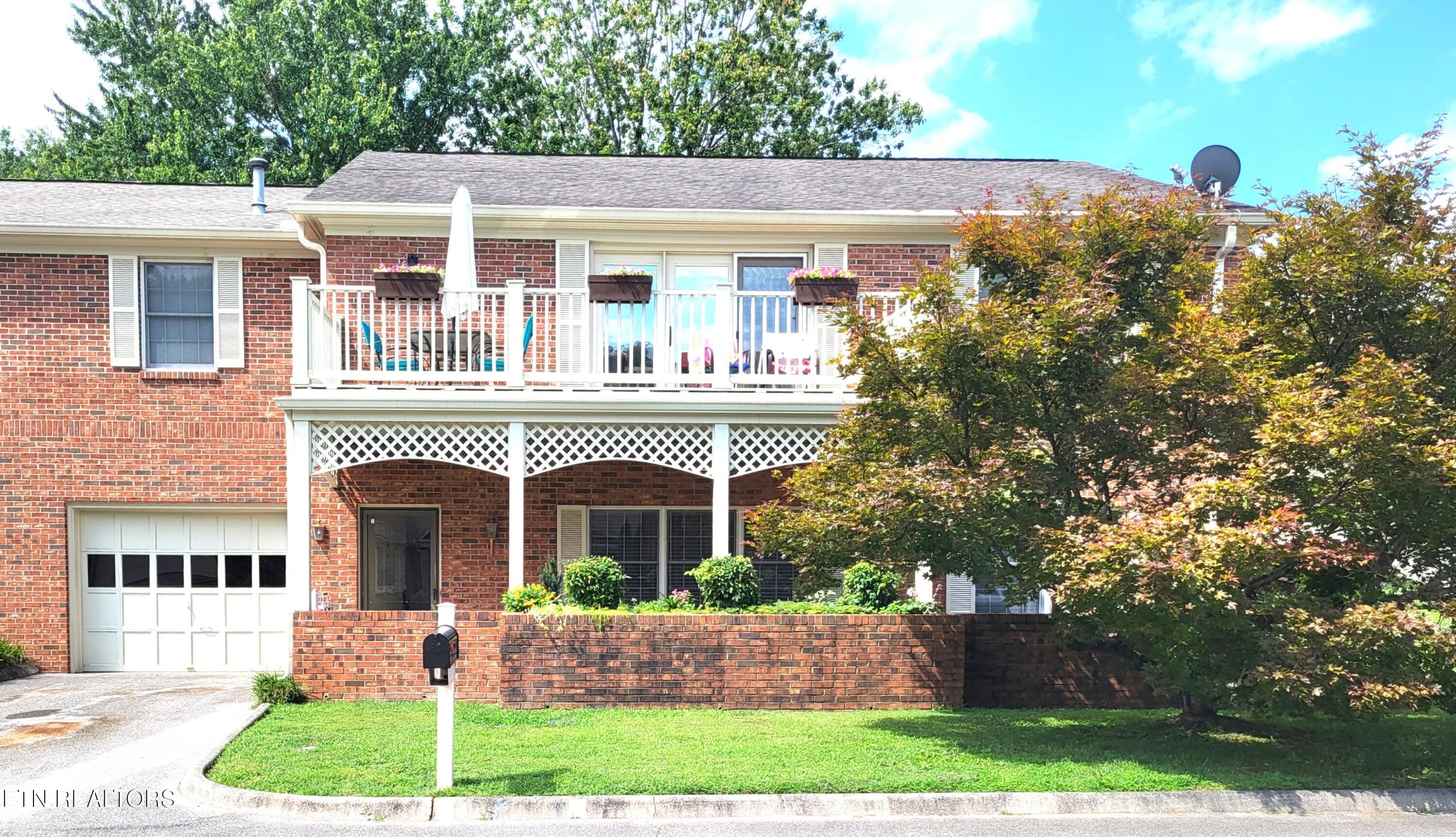 1015 Hardwick Drive — photo